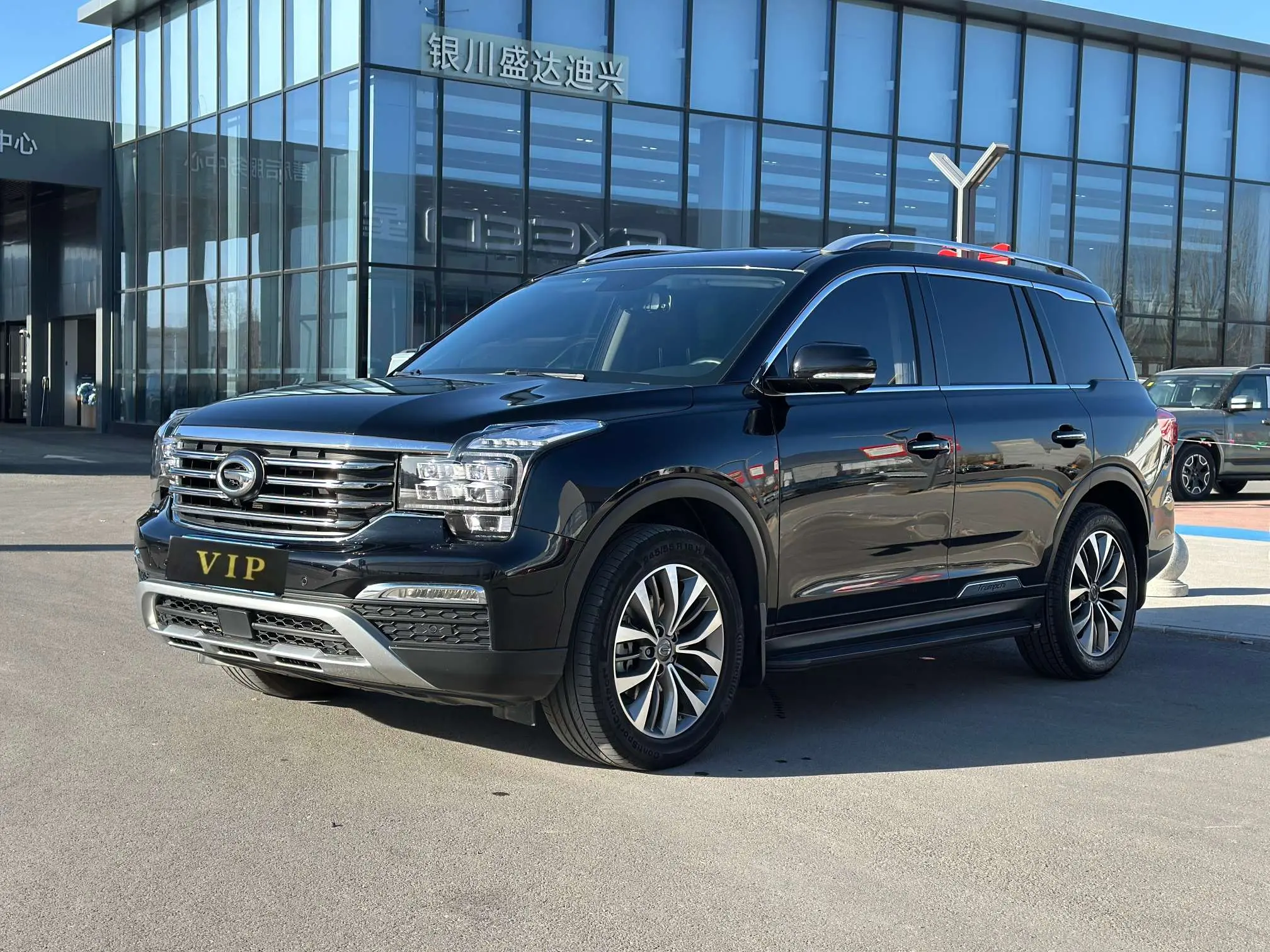 GAC Trumpchi GS8  из Китая