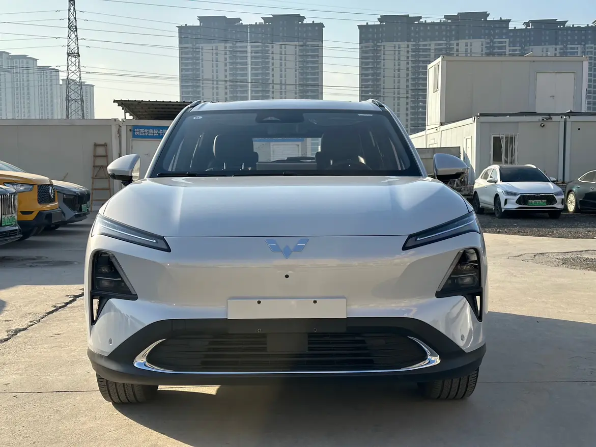 Wuling Starlight S PHEV  из Китая