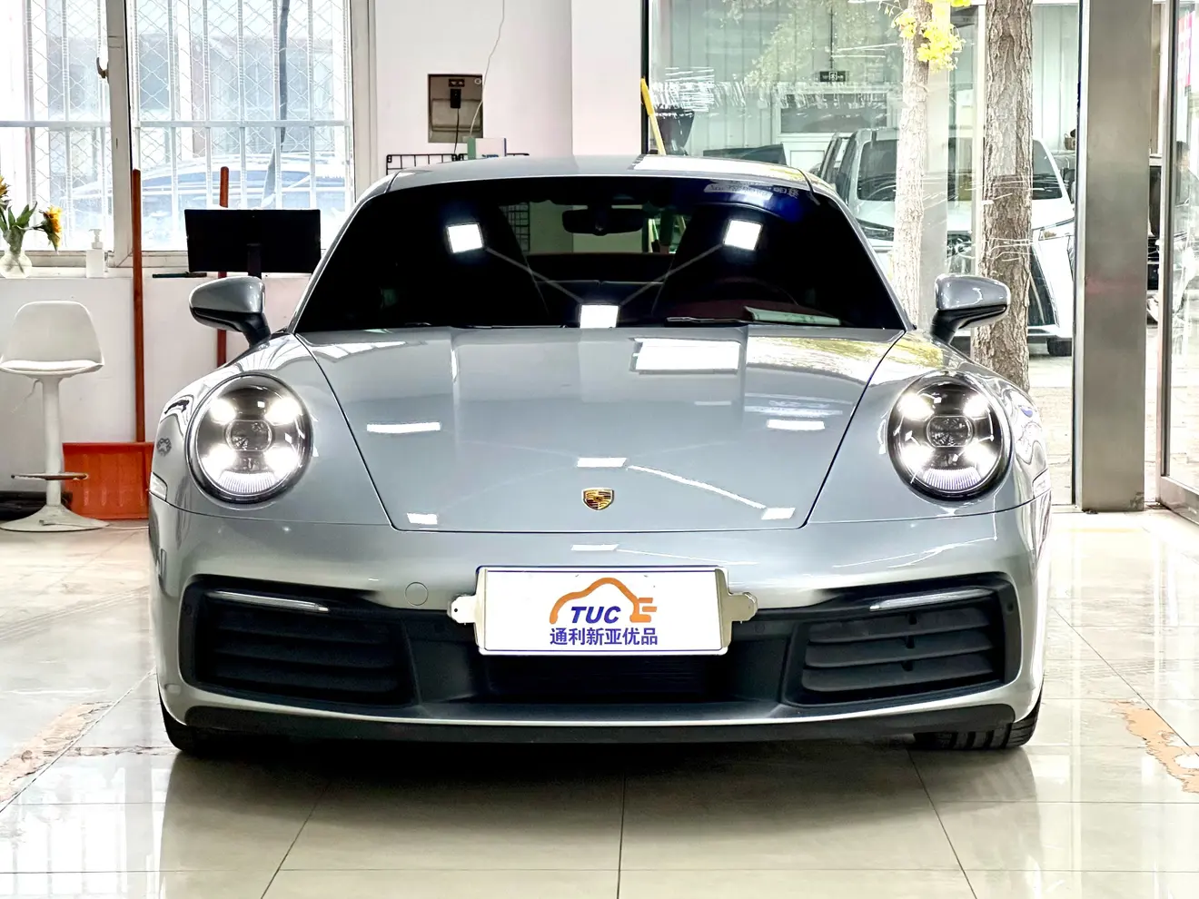 Porsche 911