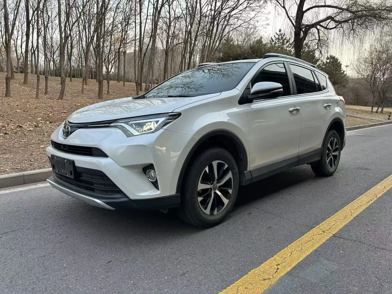 Toyota RAV4  из Китая