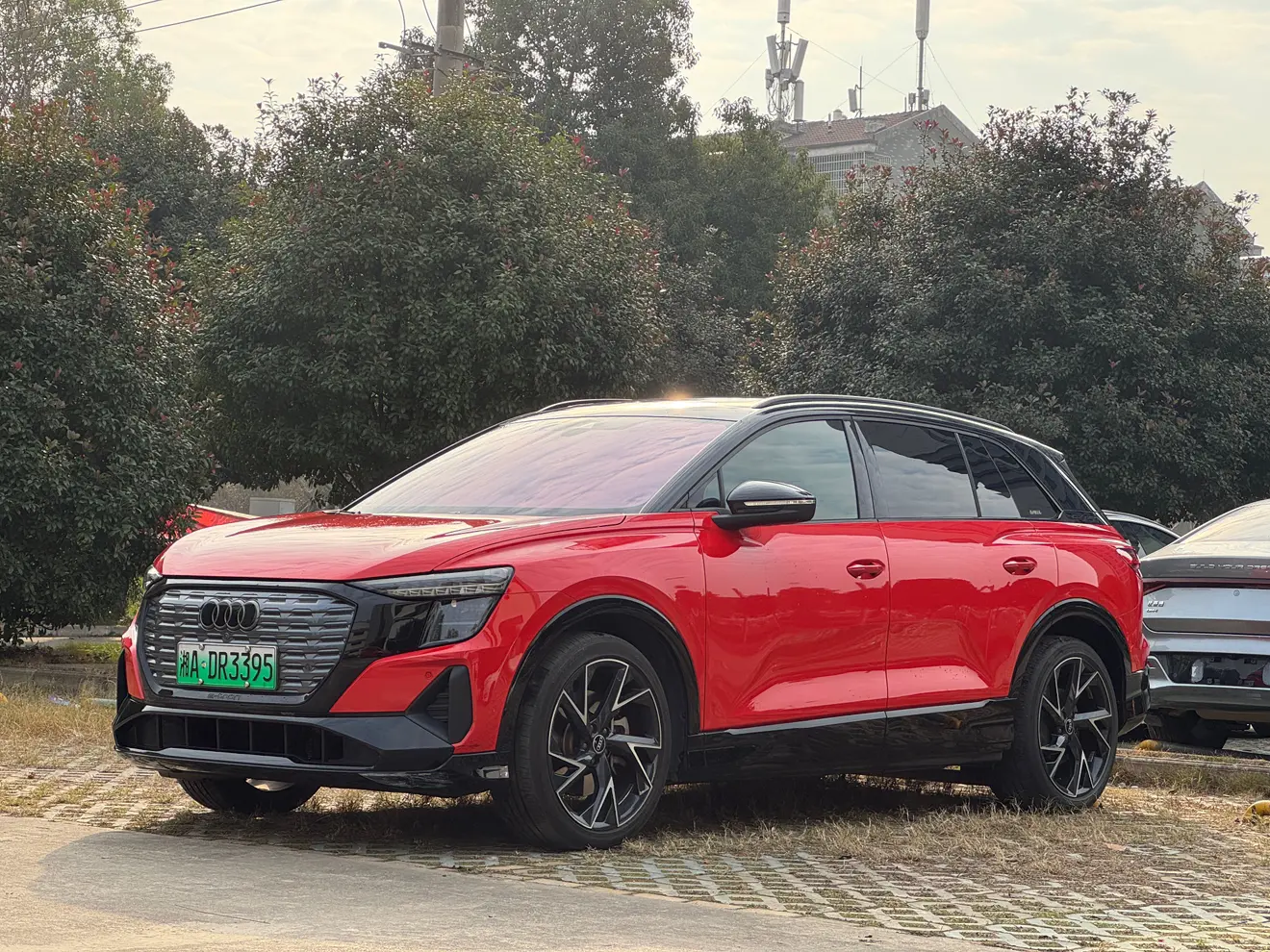 Audi Q5 e-tron  из Китая