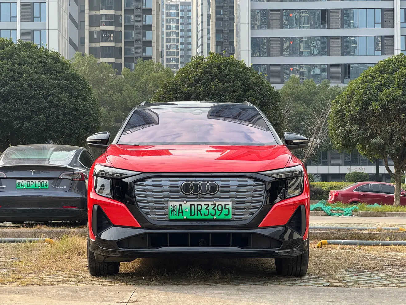 Audi Q5 e-tron  из Китая