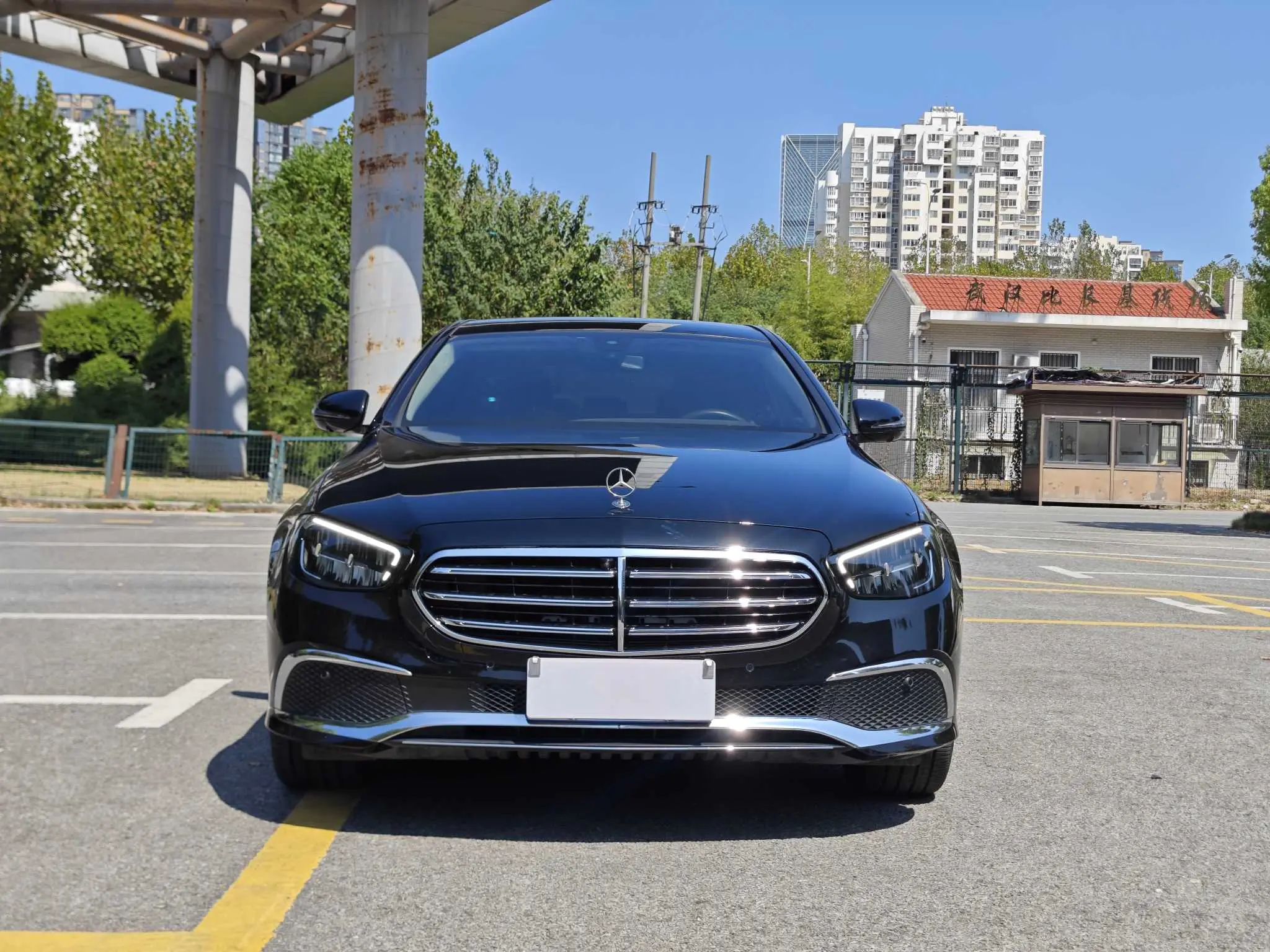 Mercedes-Benz E-Class  из Китая