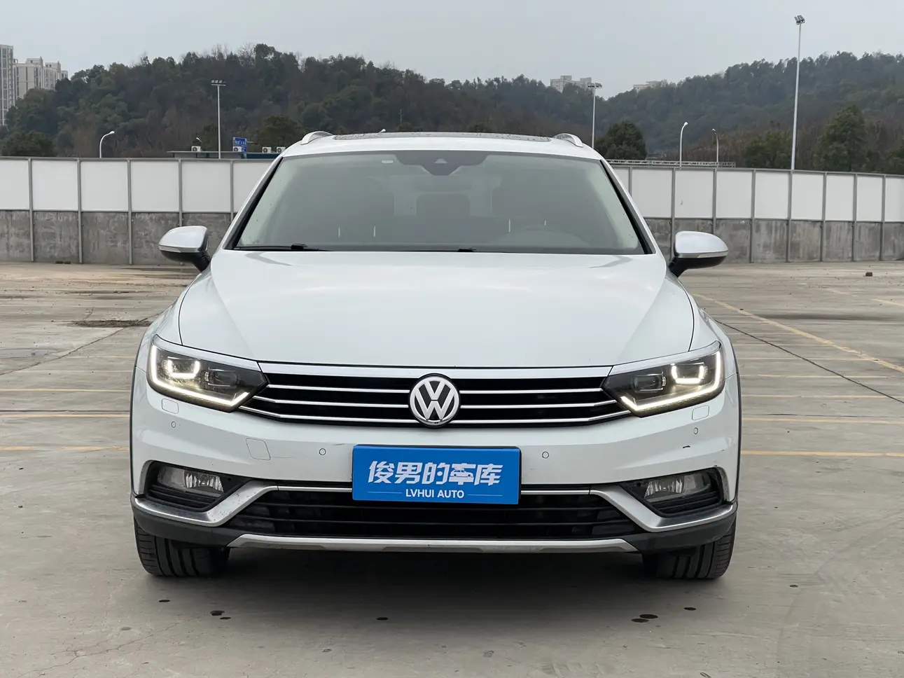 Volkswagen Wei Lan  из Китая