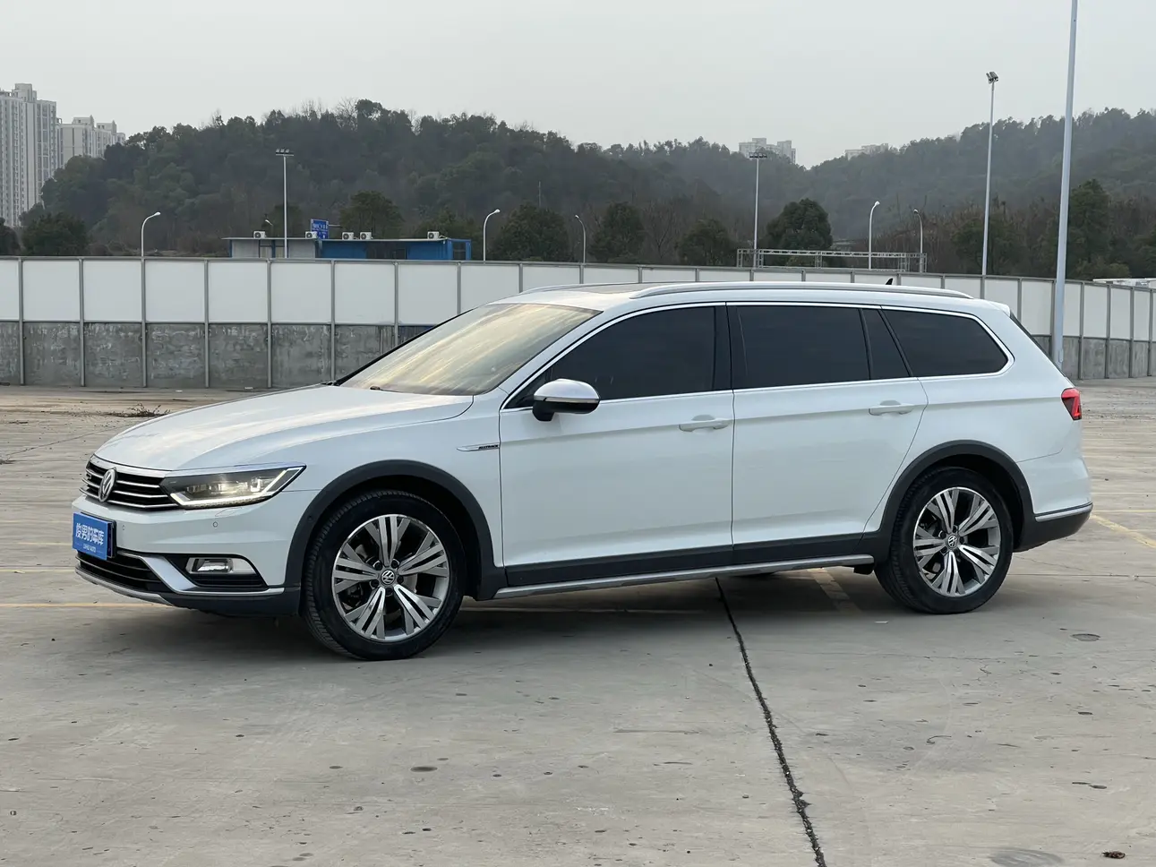 Volkswagen Wei Lan  из Китая