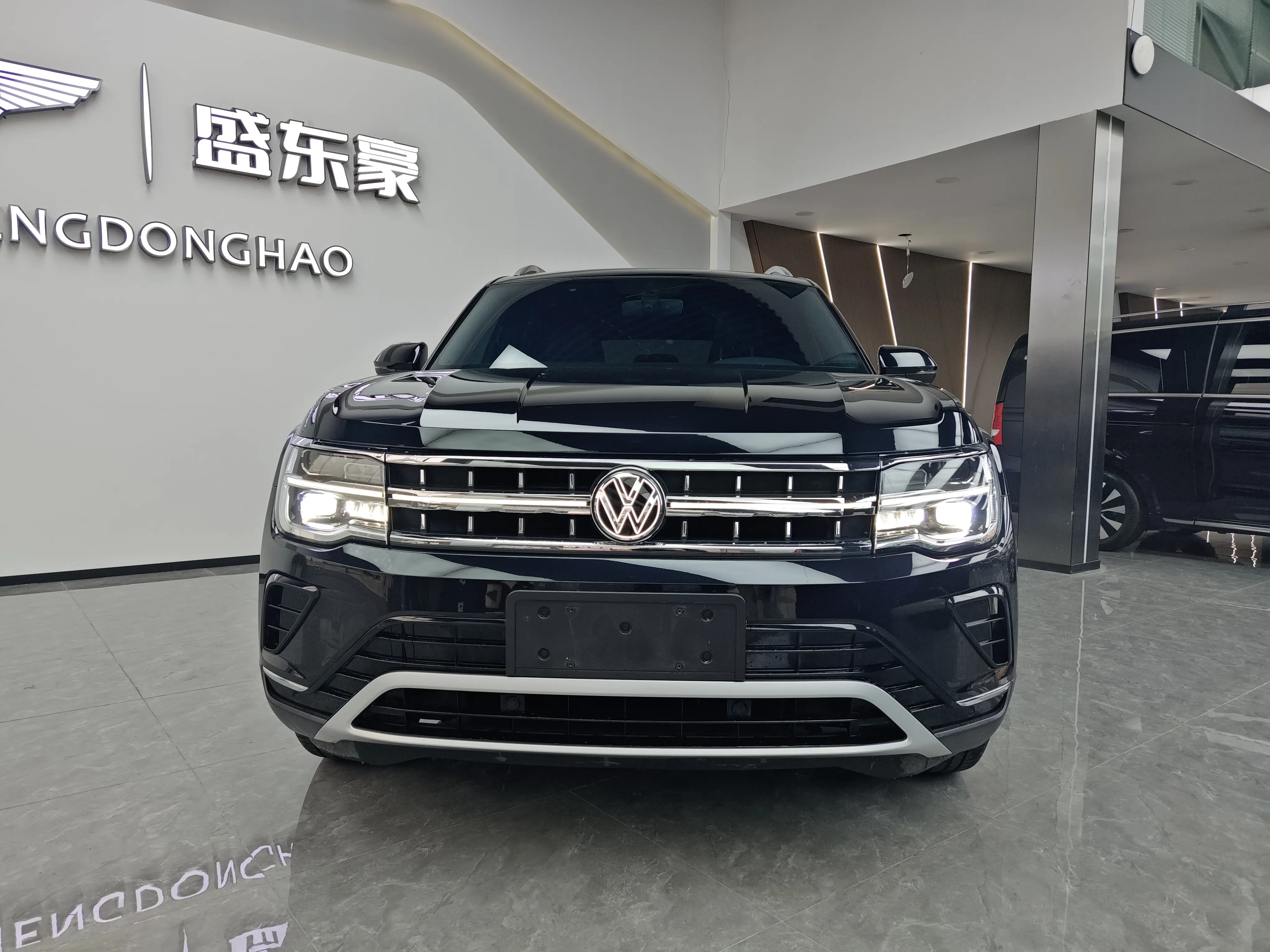 Volkswagen Teramont  из Китая