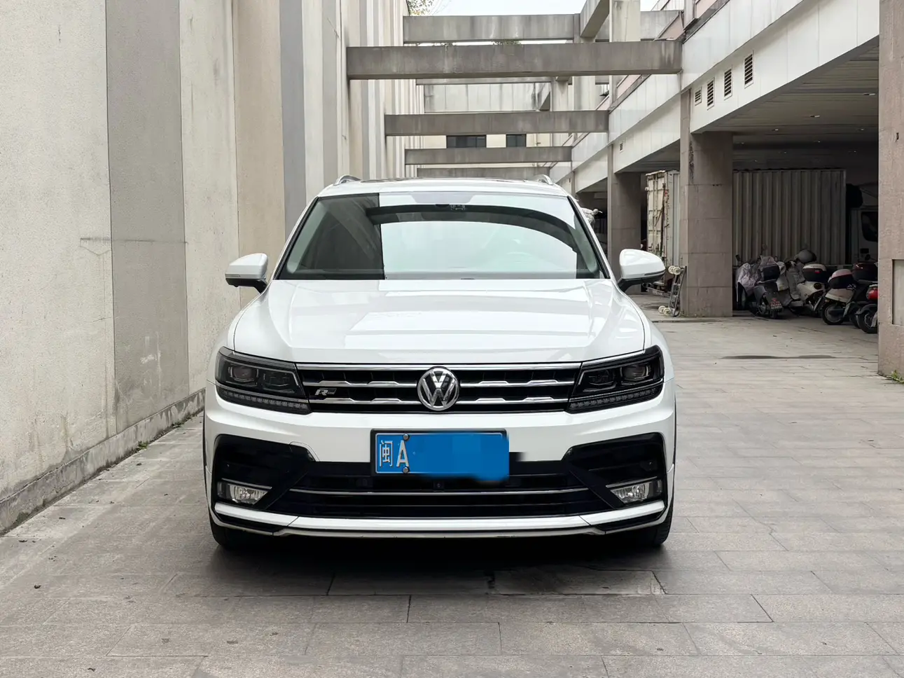 Volkswagen Tiguan L  из Китая