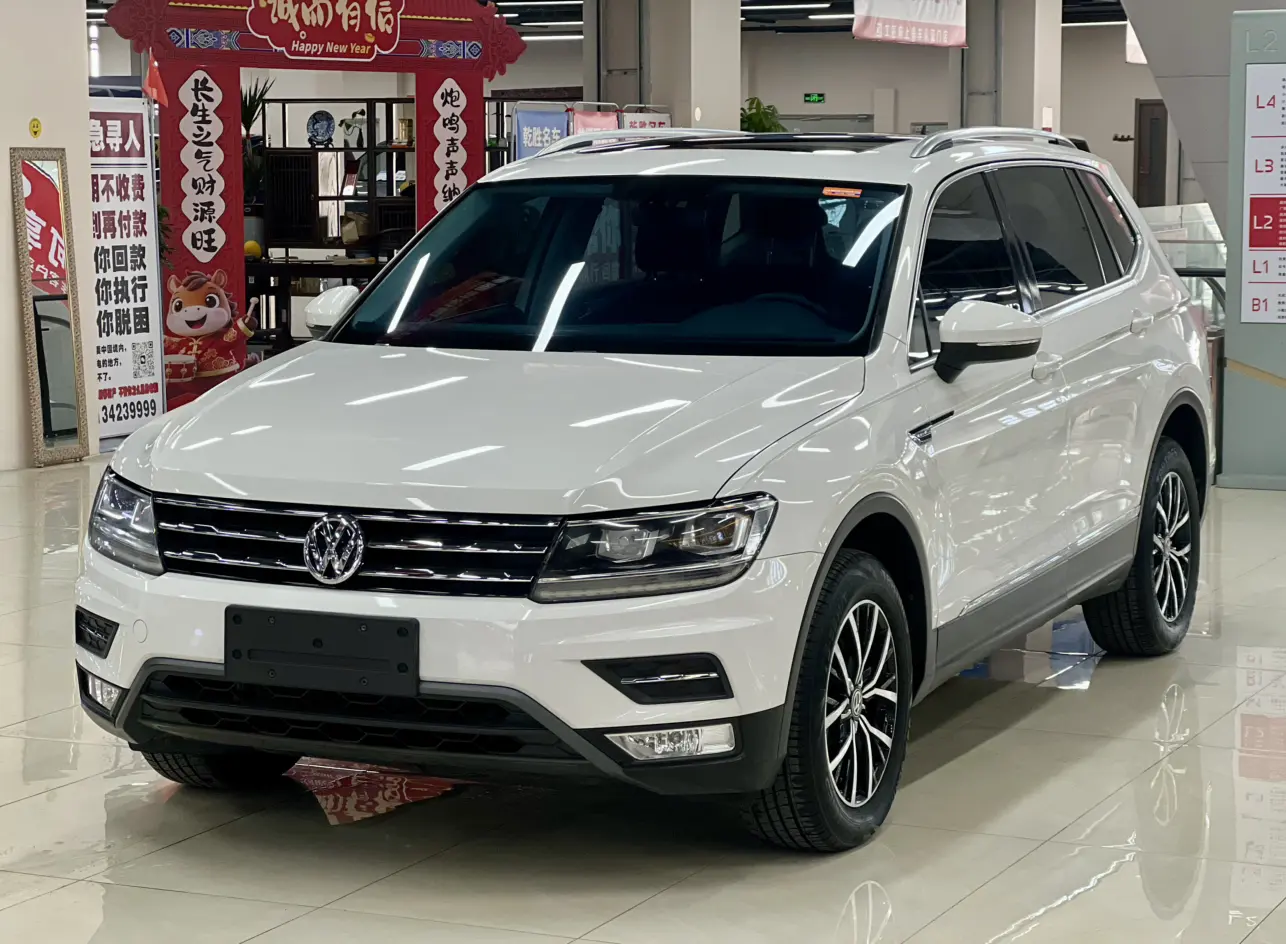 Volkswagen Tiguan L  из Китая