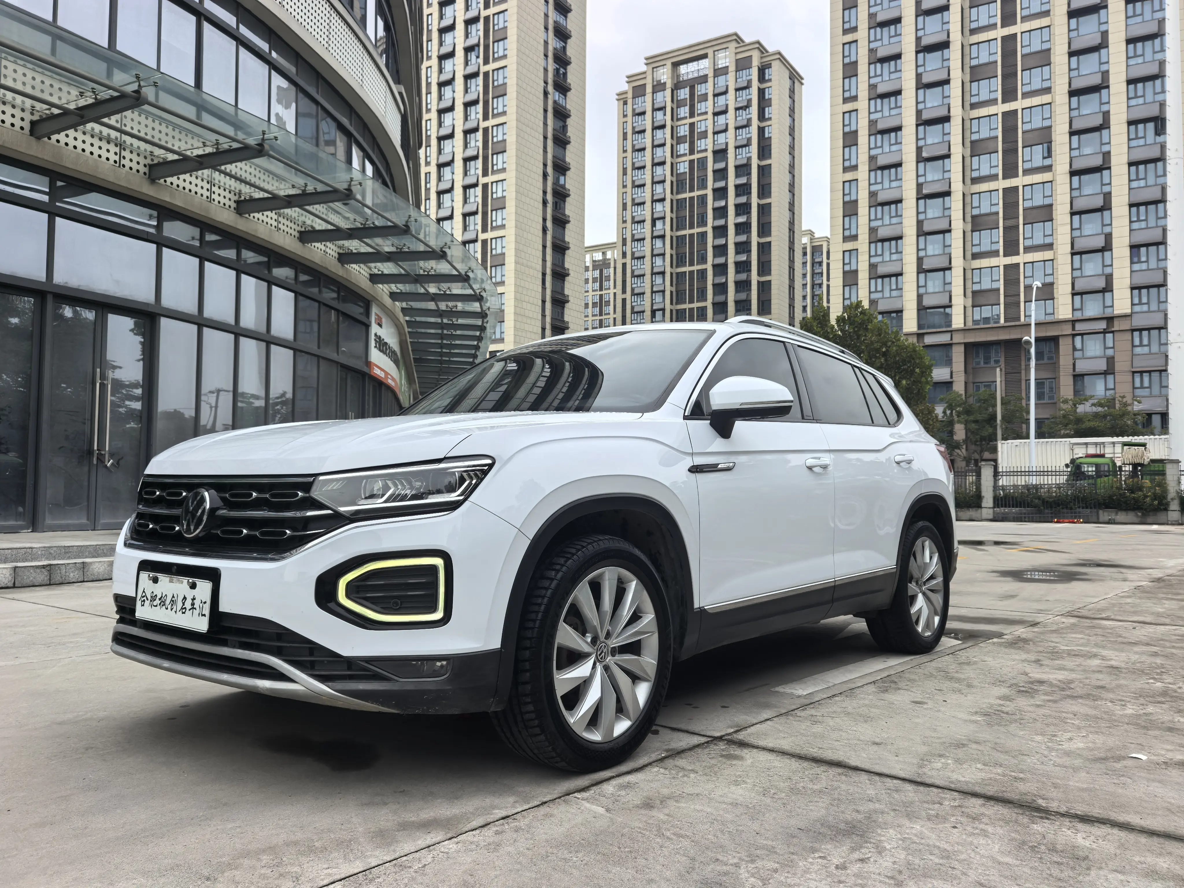 Volkswagen Tayron  из Китая