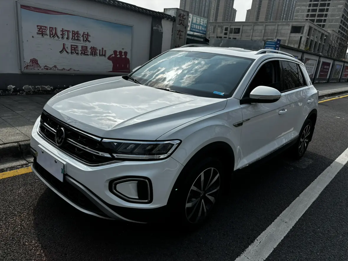 Volkswagen T-Roc  из Китая