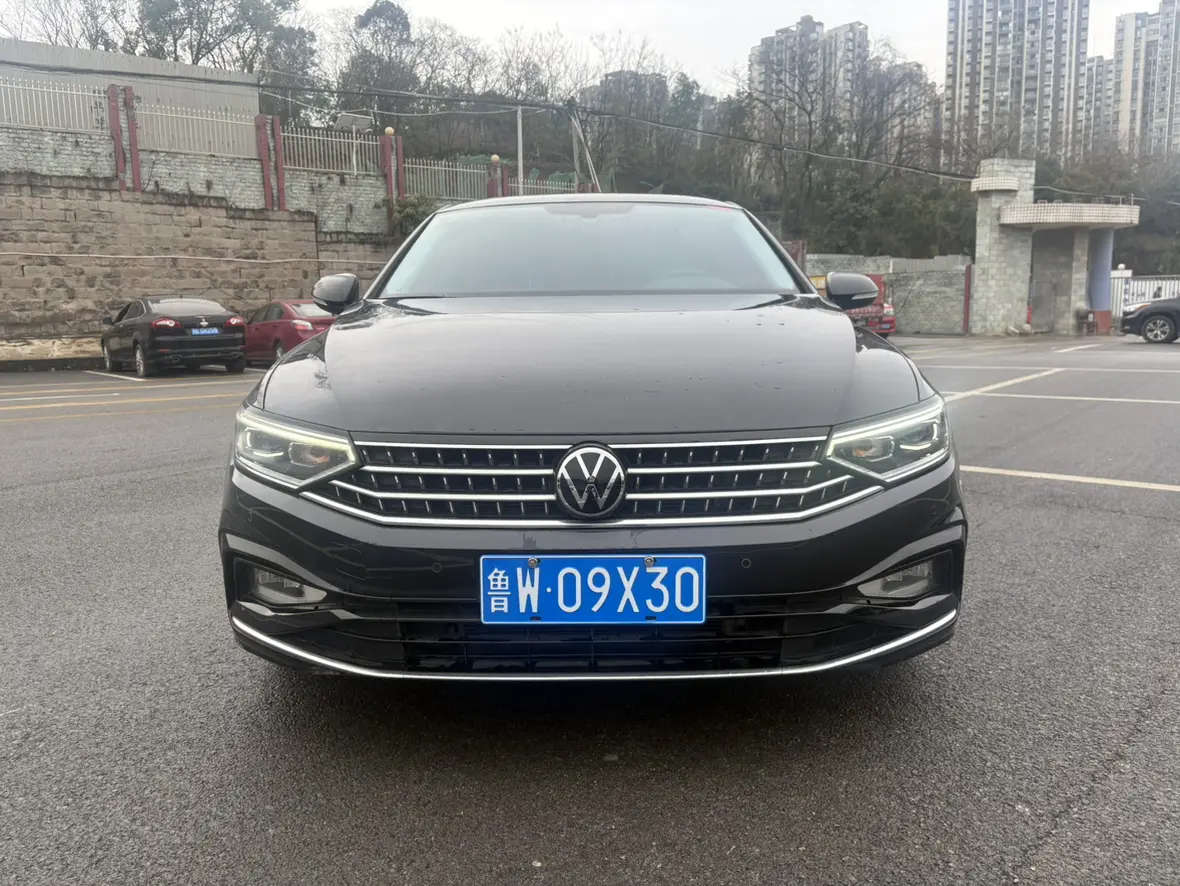 Volkswagen Magotan  из Китая