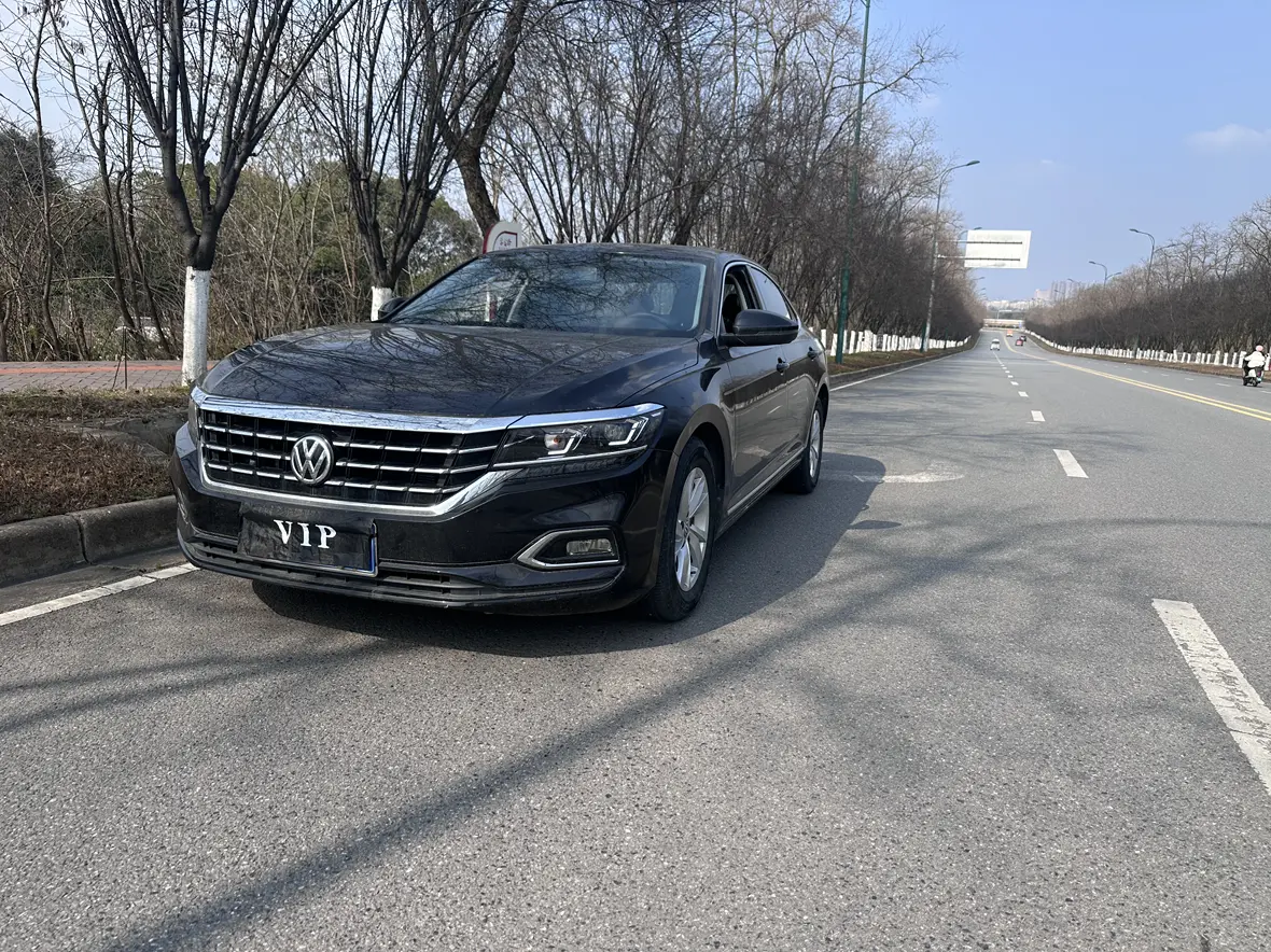 Volkswagen Passat  из Китая