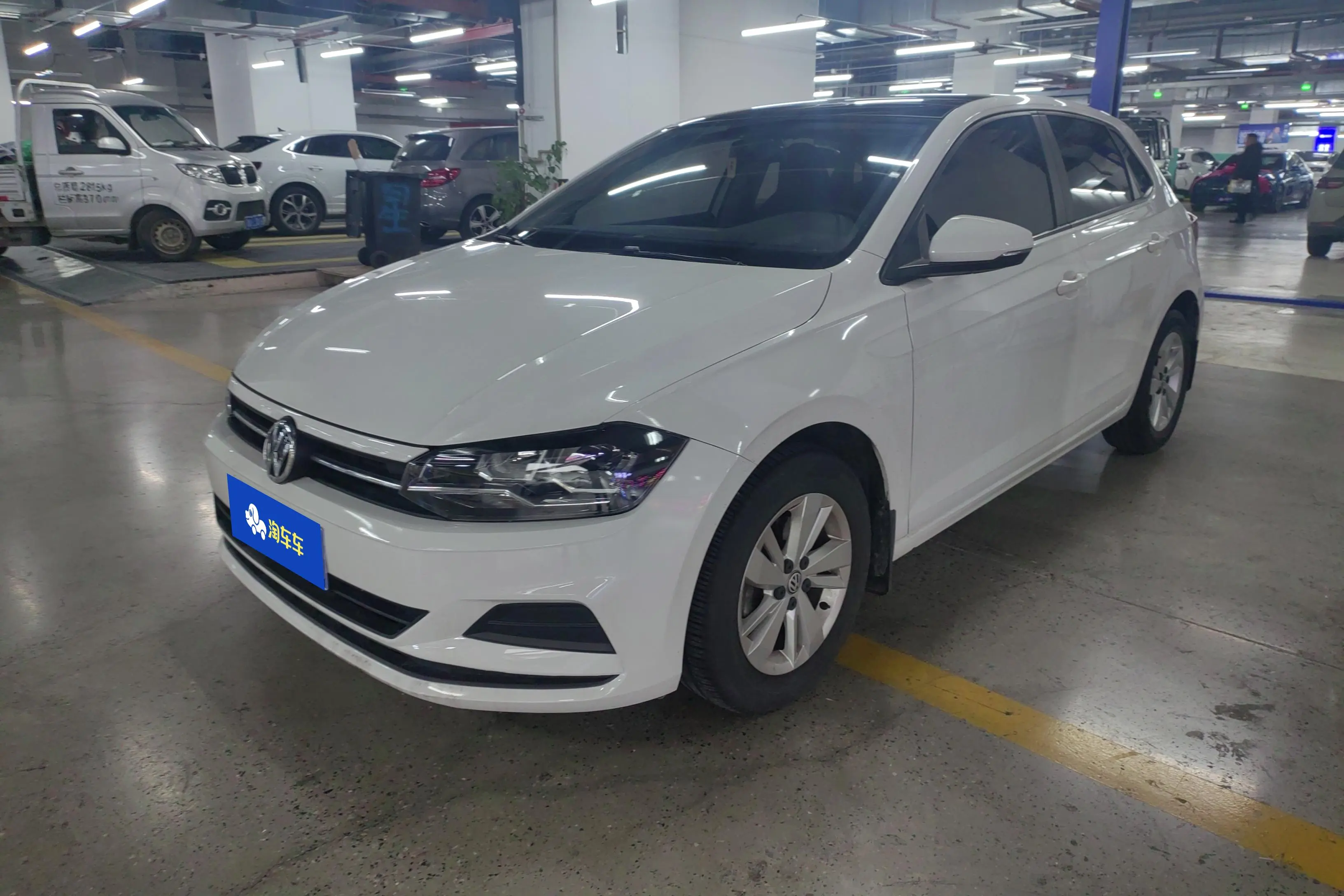 Volkswagen Polo  из Китая