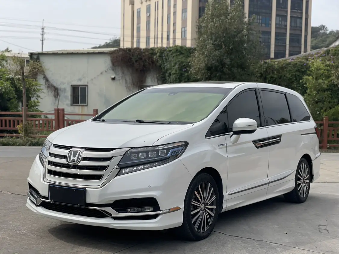 Honda Elysion (Alison)  из Китая