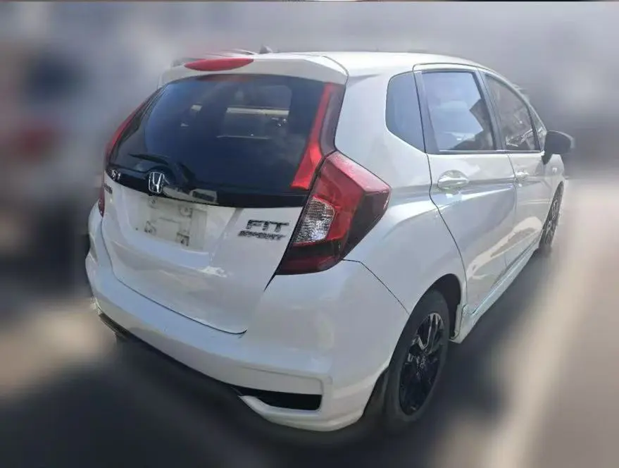 Honda Fit  из Китая