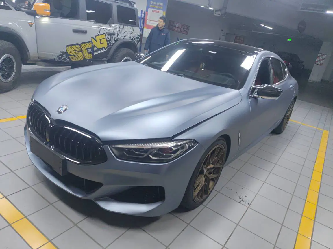 BMW 8 Series  из Китая