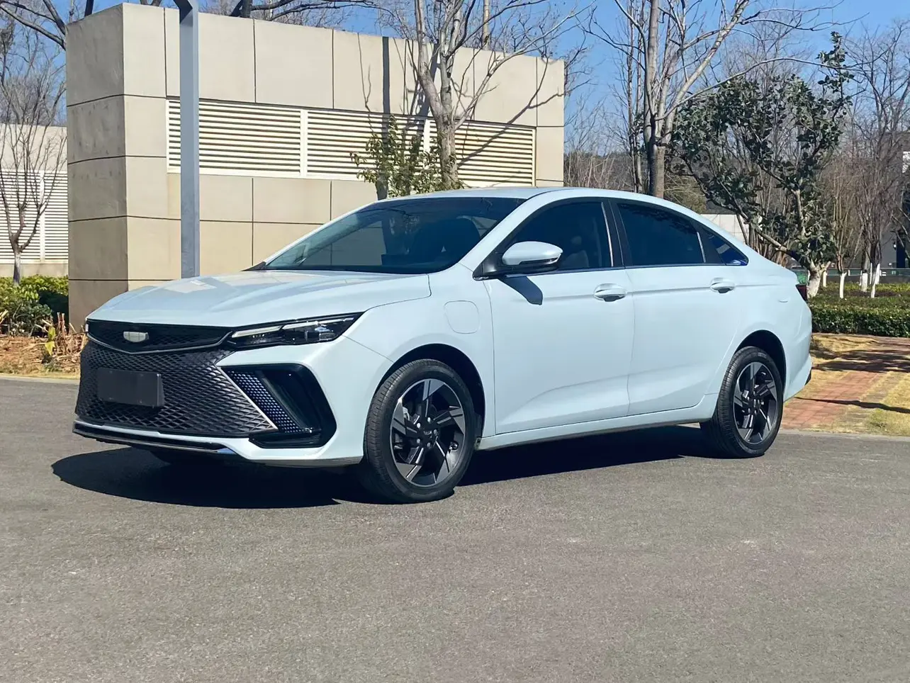 Geely Emgrand L HiP  из Китая