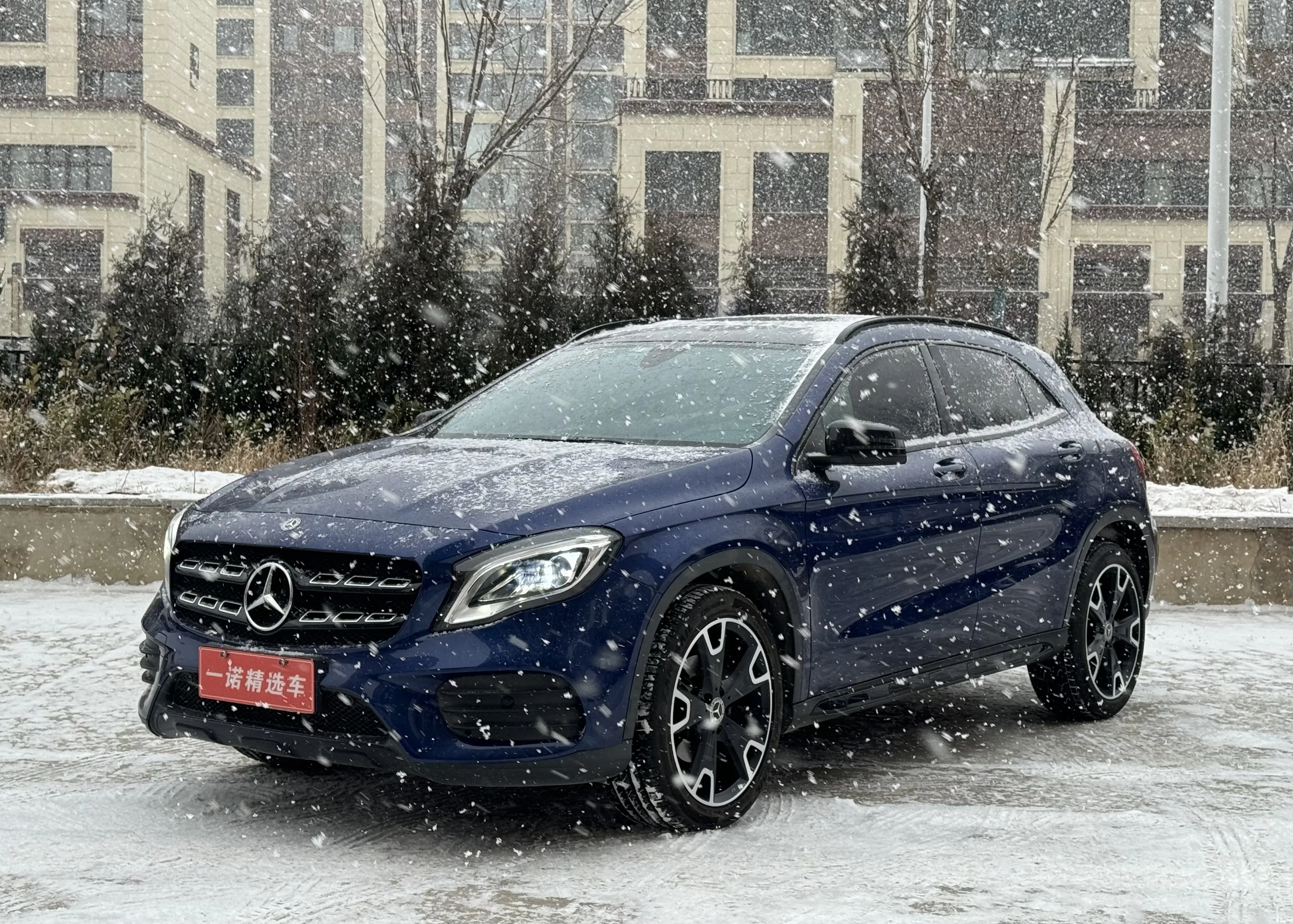 Mercedes-Benz GLA  из Китая