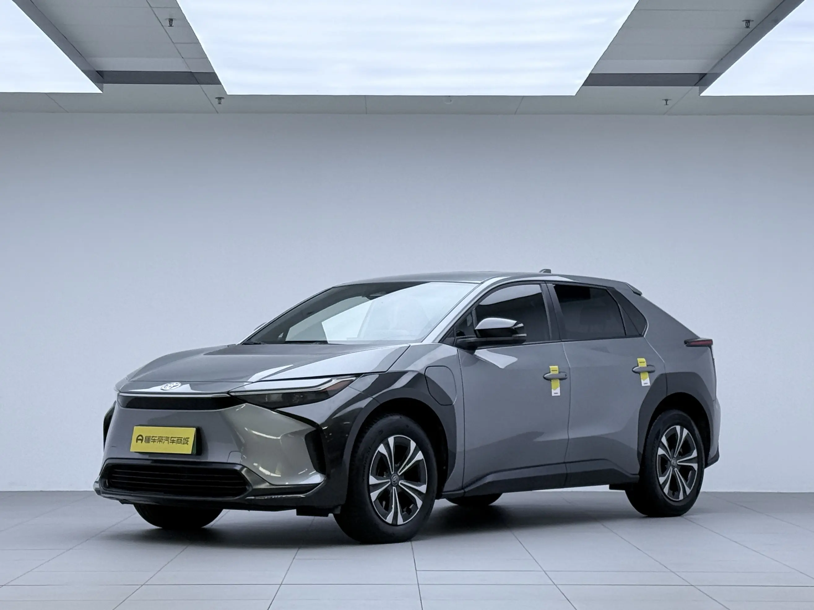 Toyota FAW  bZ4X  из Китая