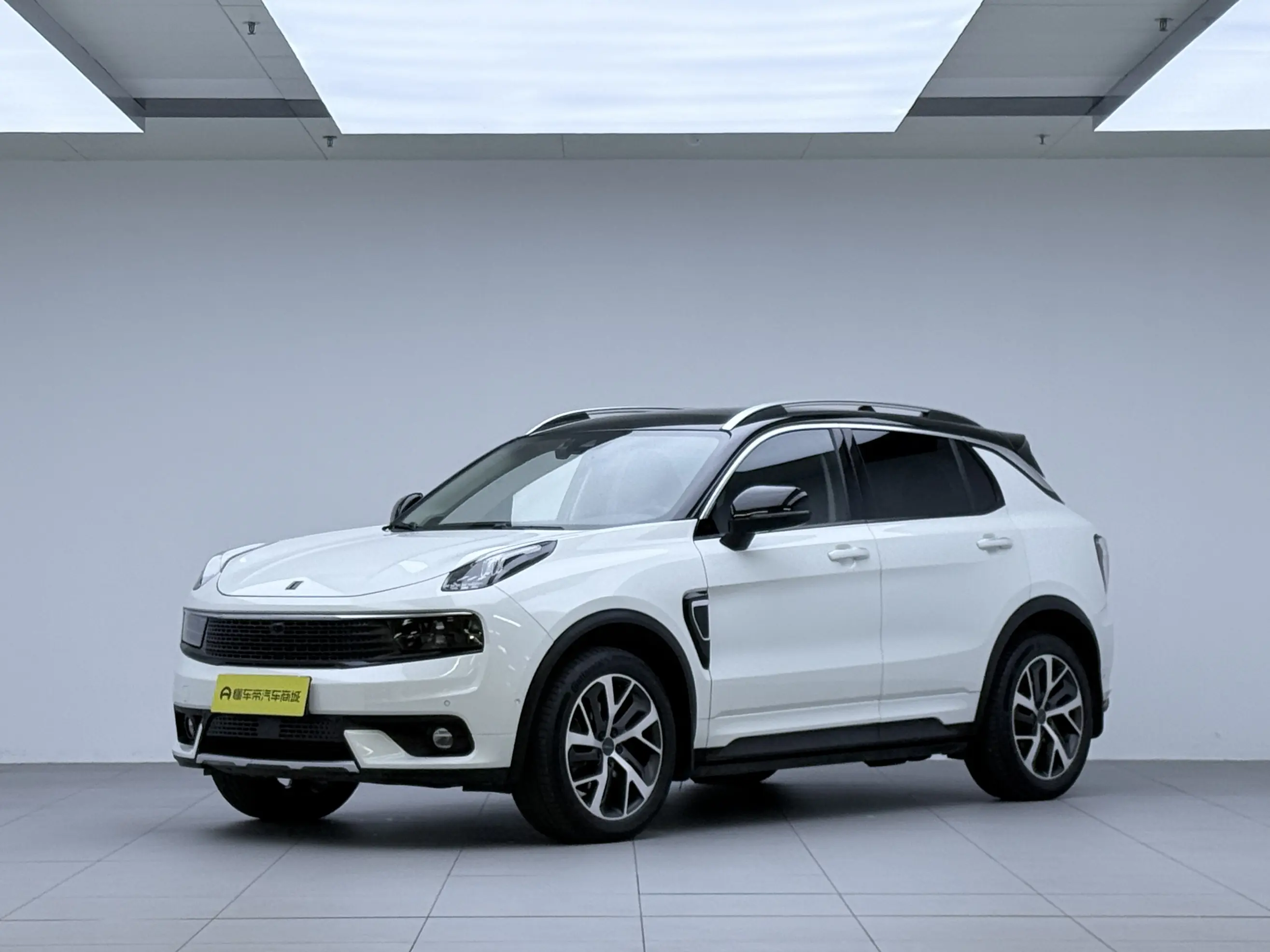 Lynk & Co 01
