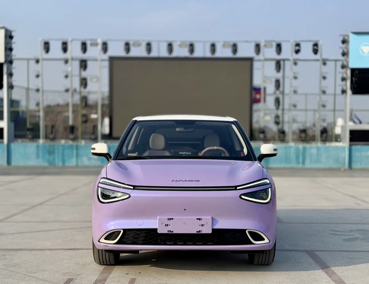 Dongfeng Nano 01  из Китая