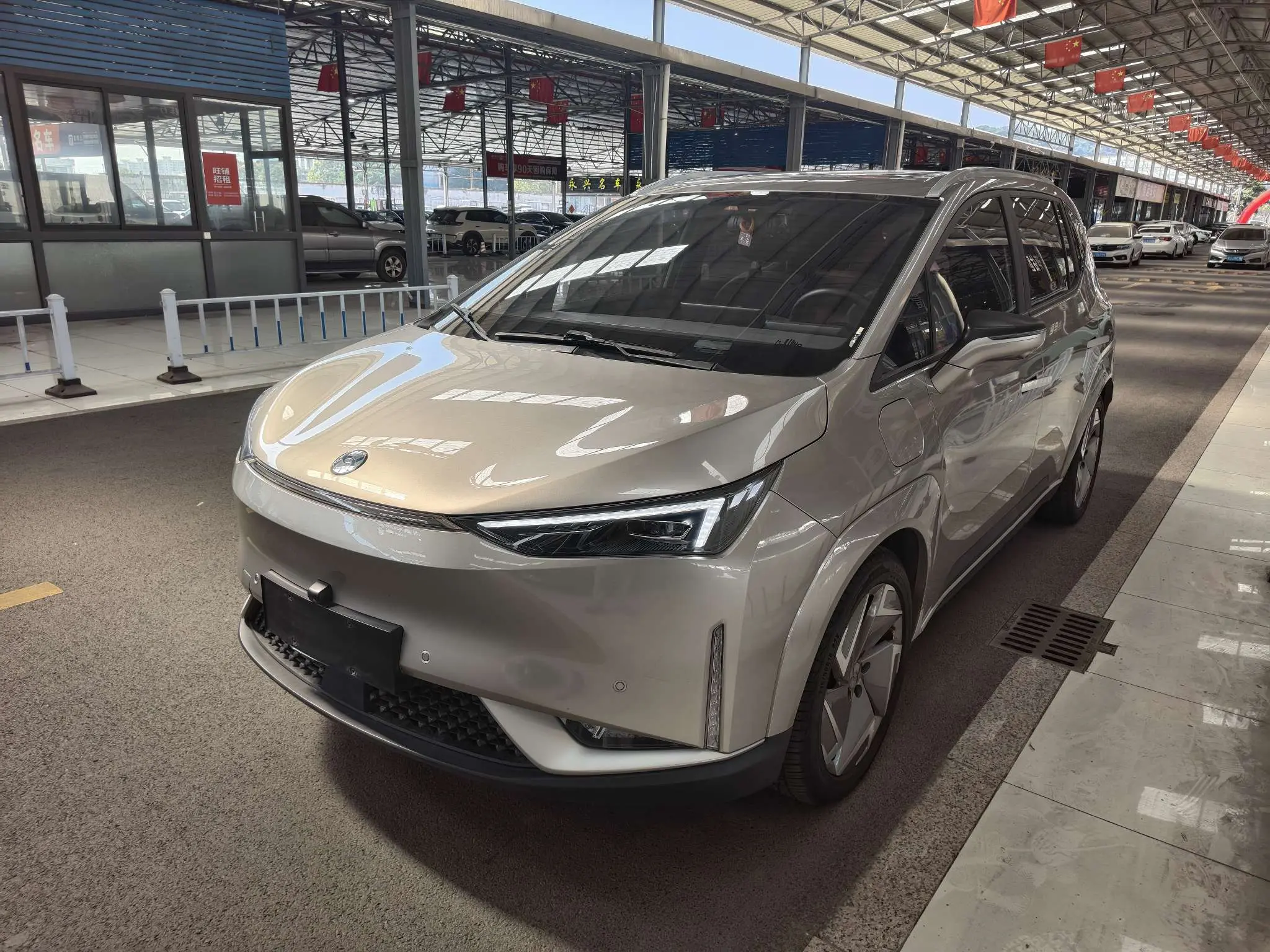 HYCAN Hechuang Z03  из Китая