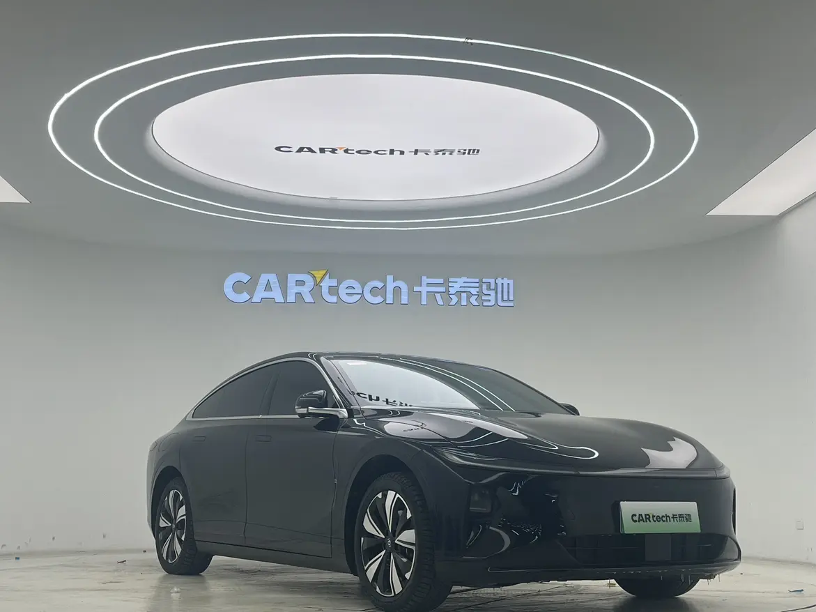 Changan Qiyuan A07  из Китая