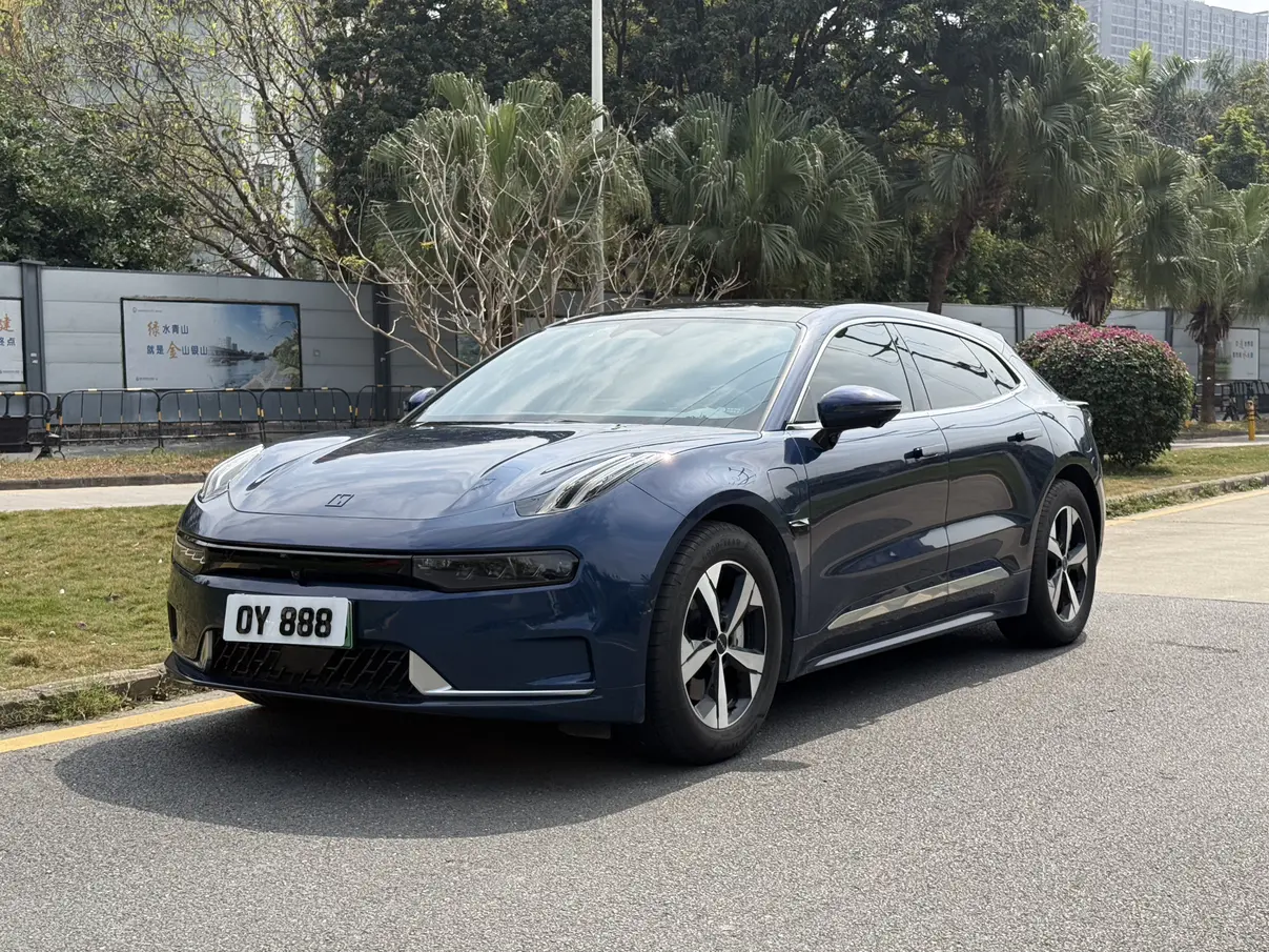 ZEEKR 001  из Китая