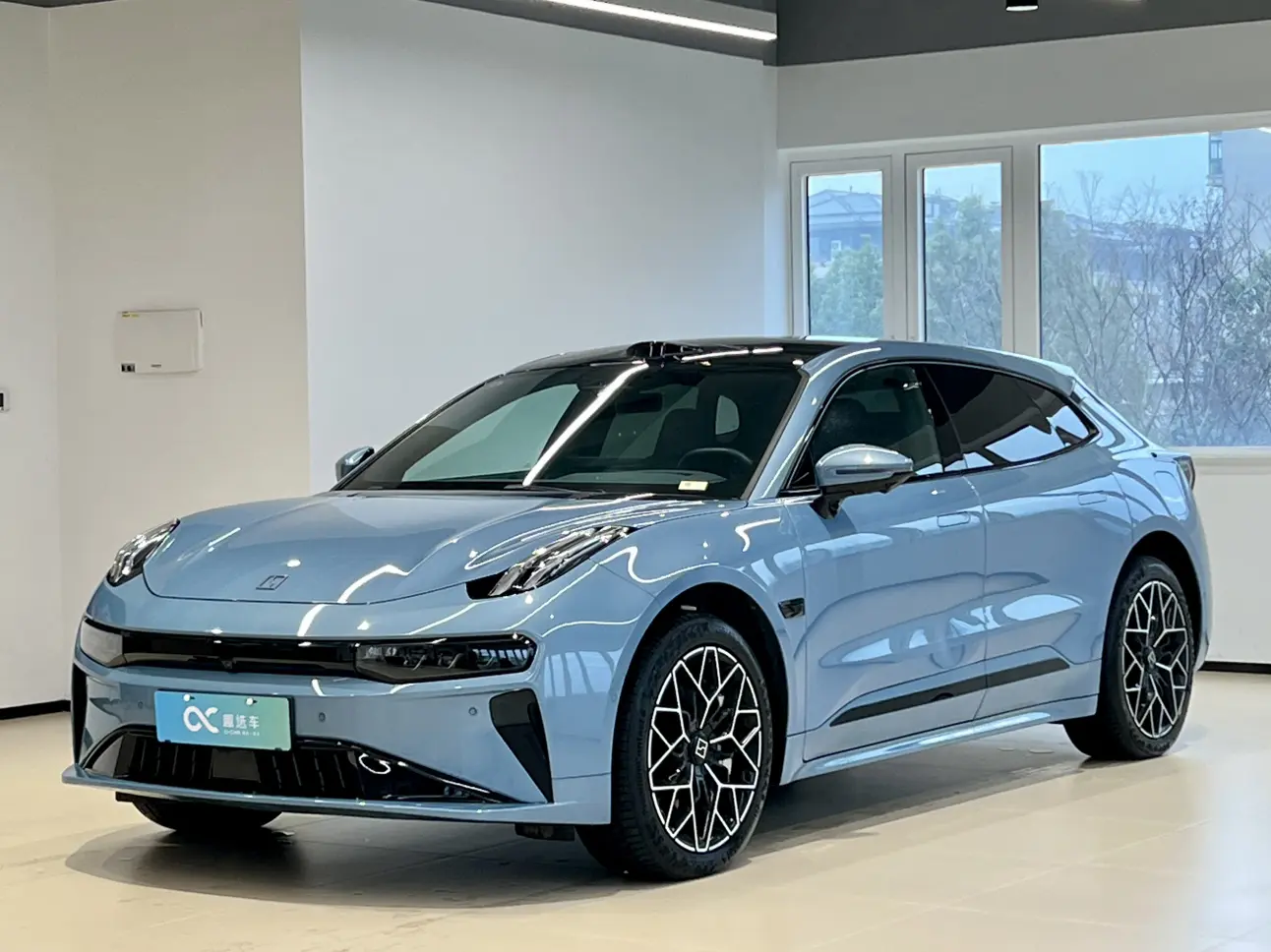 ZEEKR 001  из Китая