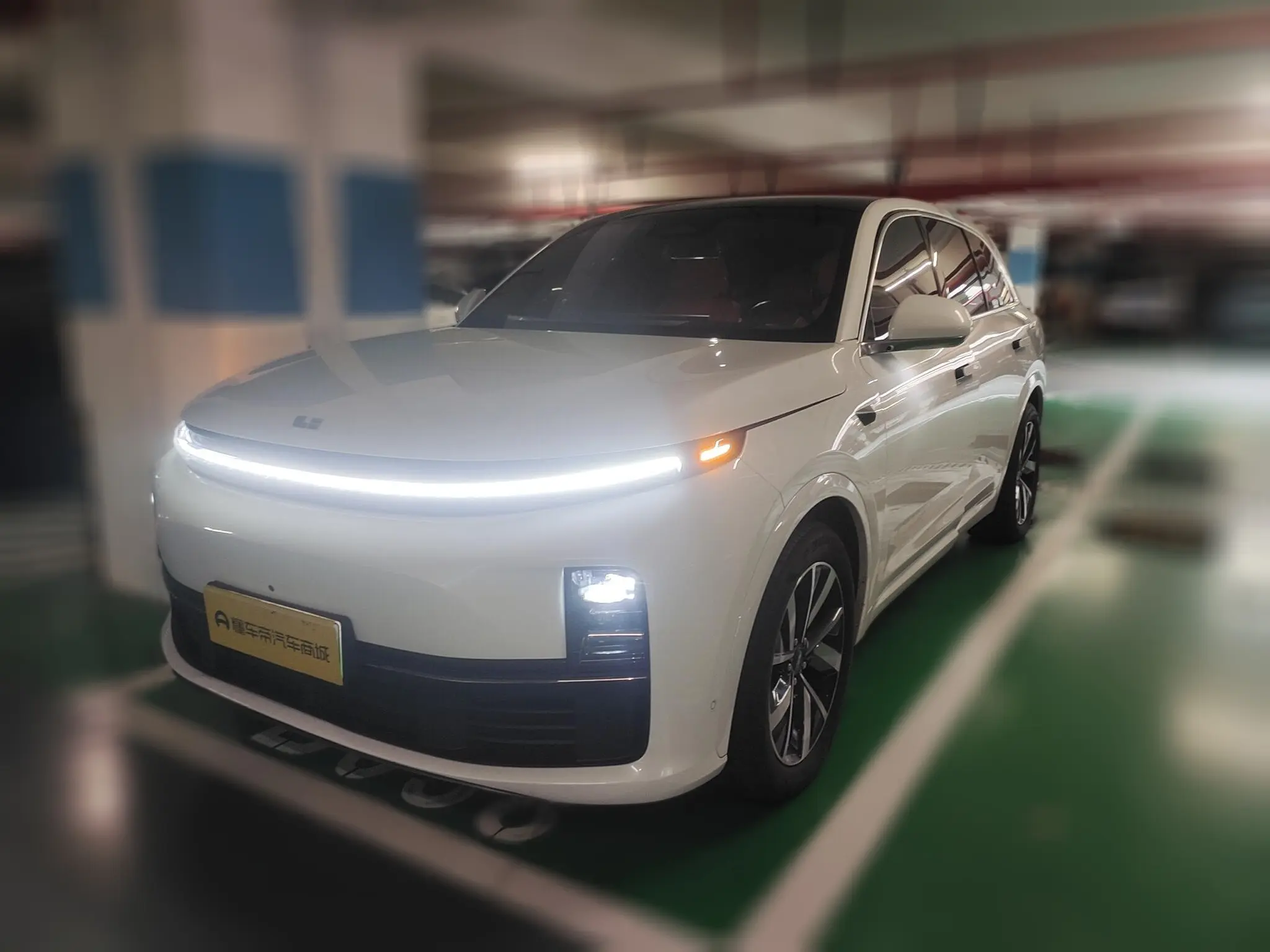 Lixiang L7