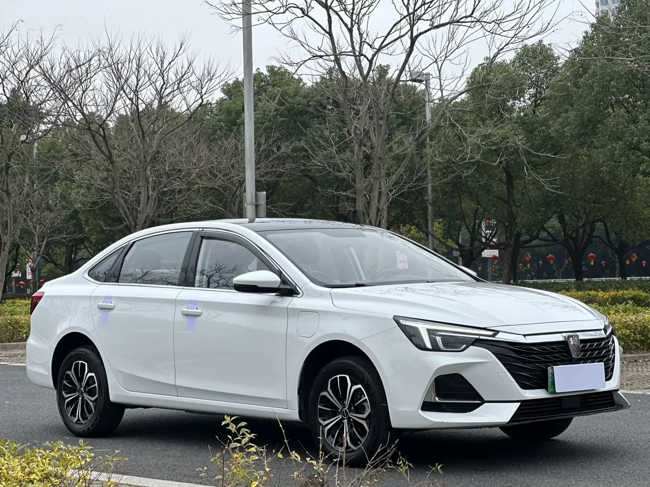 Roewe i6 MAX EV  из Китая