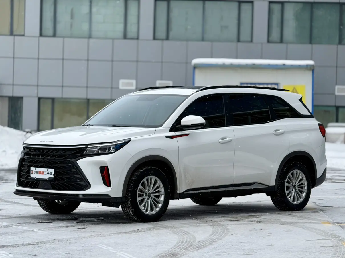 Dongfeng Fengon 580  из Китая