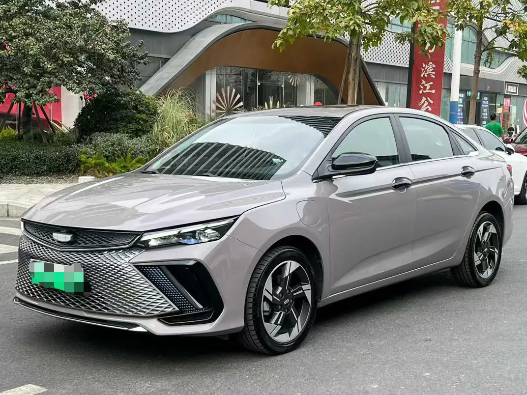 Geely Emgrand L HiP  из Китая