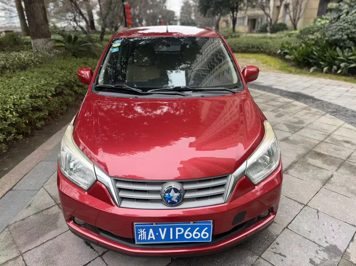 Kai Chen Venucia R50  из Китая