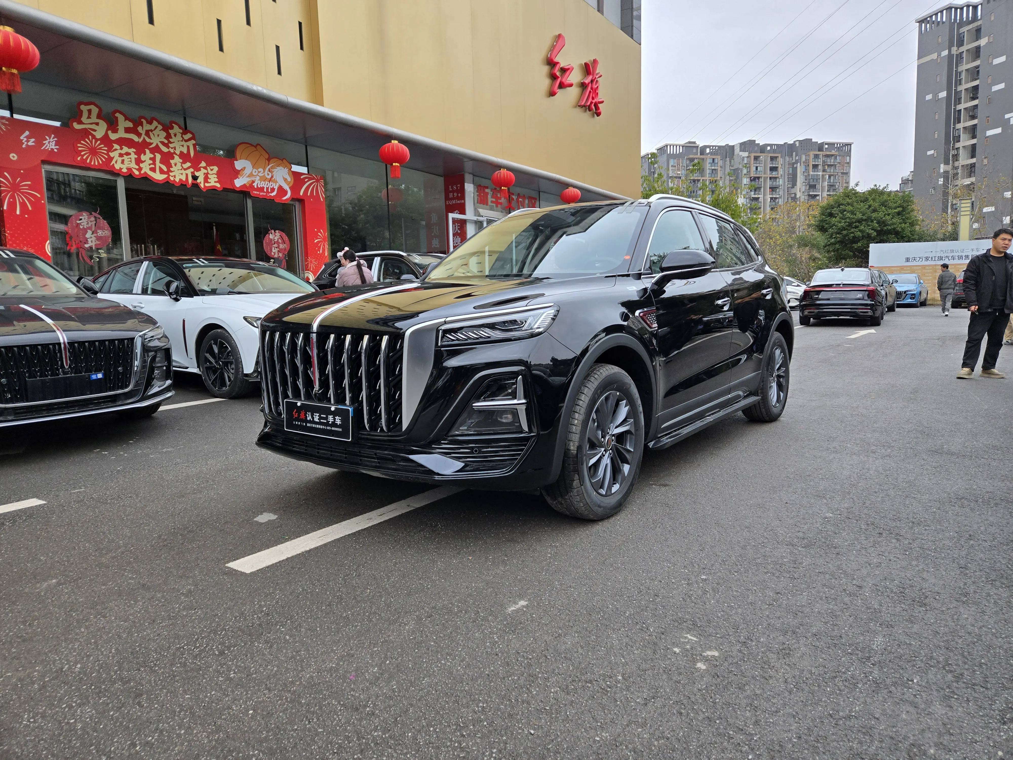 Hongqi HS5  из Китая