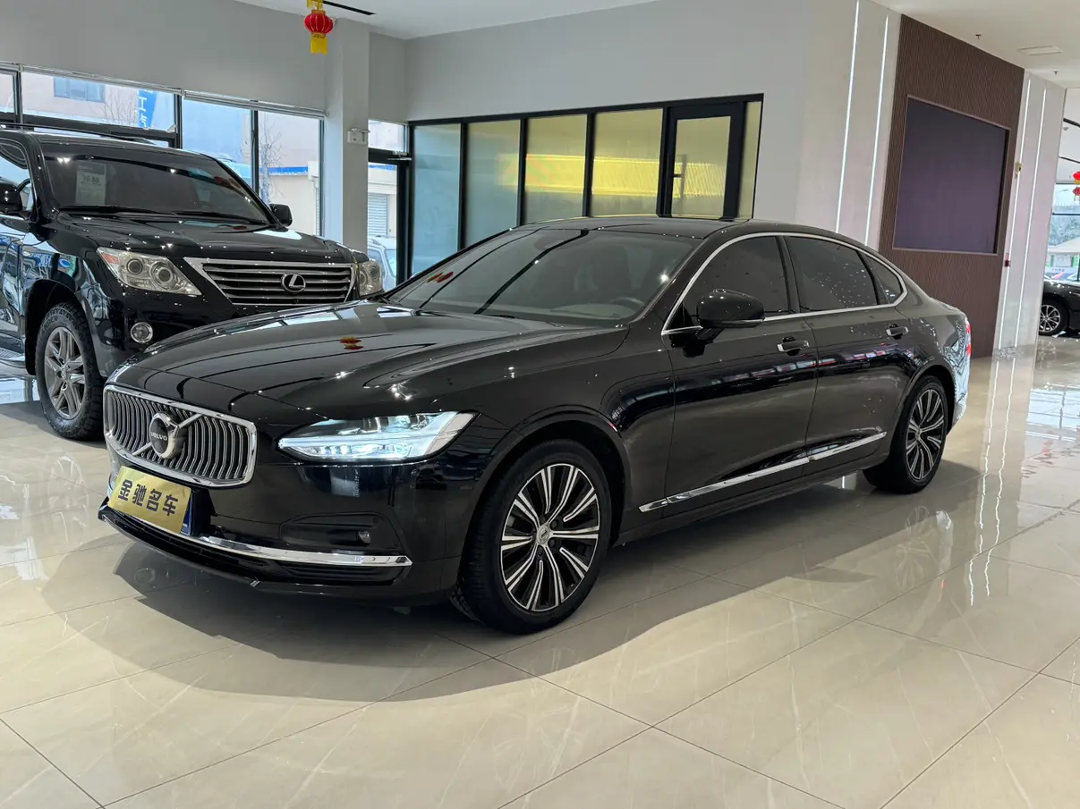 Volvo S90