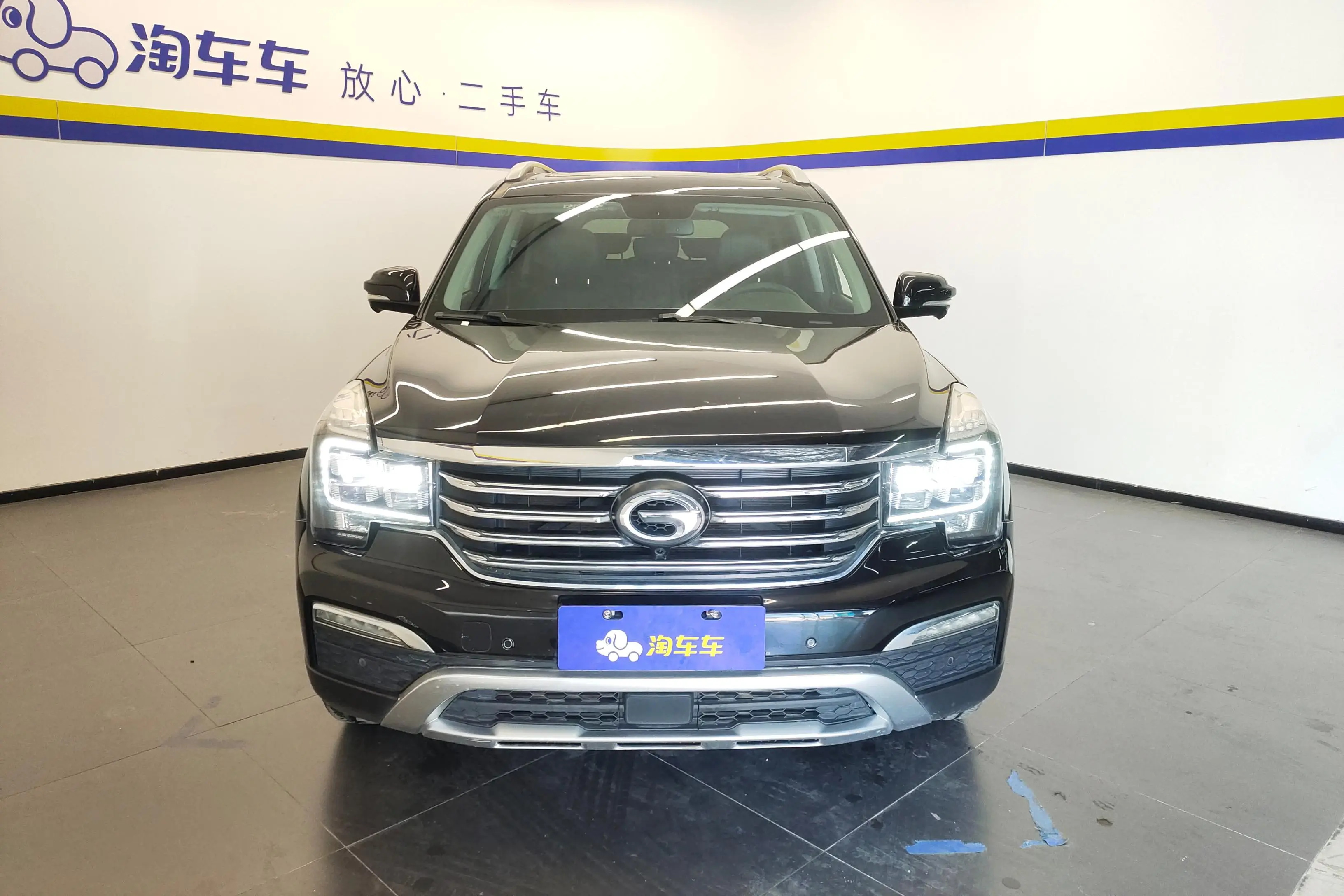 GAC Trumpchi GS8  из Китая