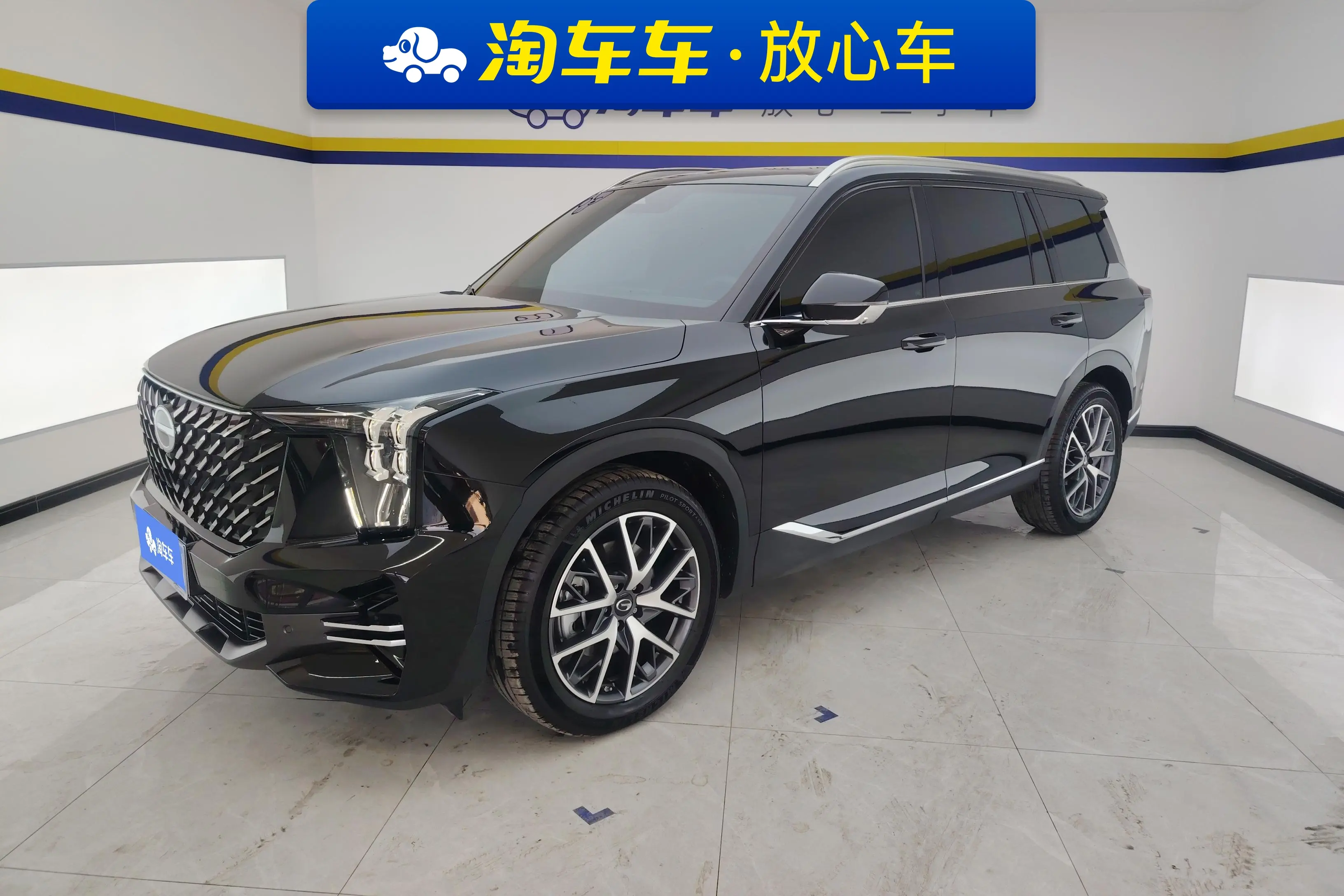 GAC Trumpchi GS8  из Китая