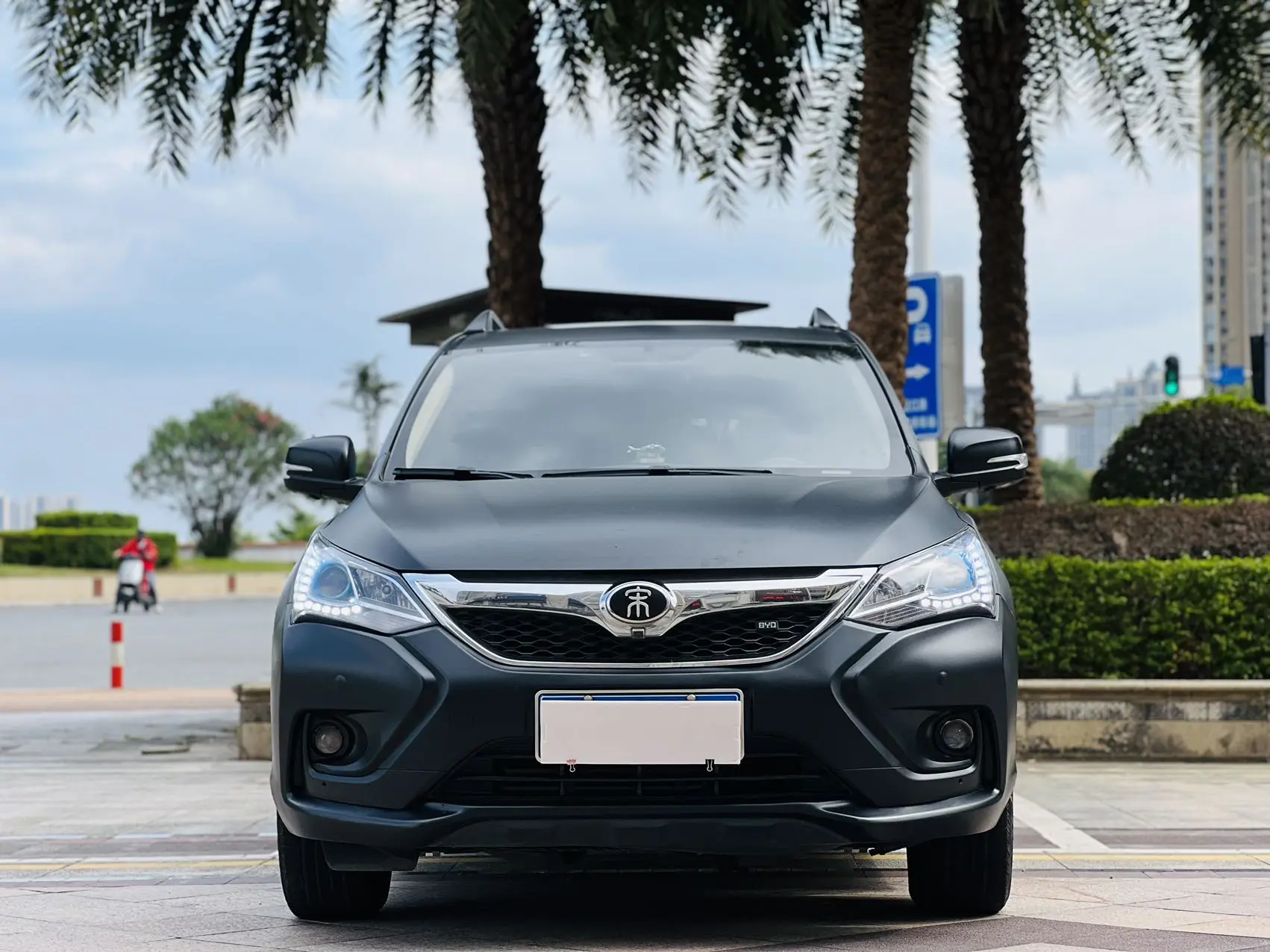 BYD Song  из Китая