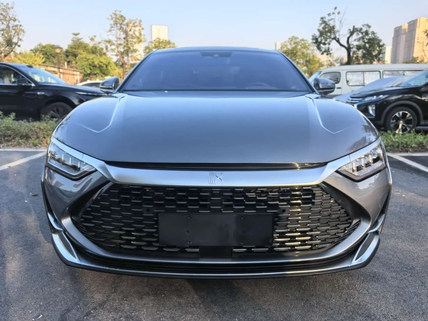 BYD HAN DM  из Китая