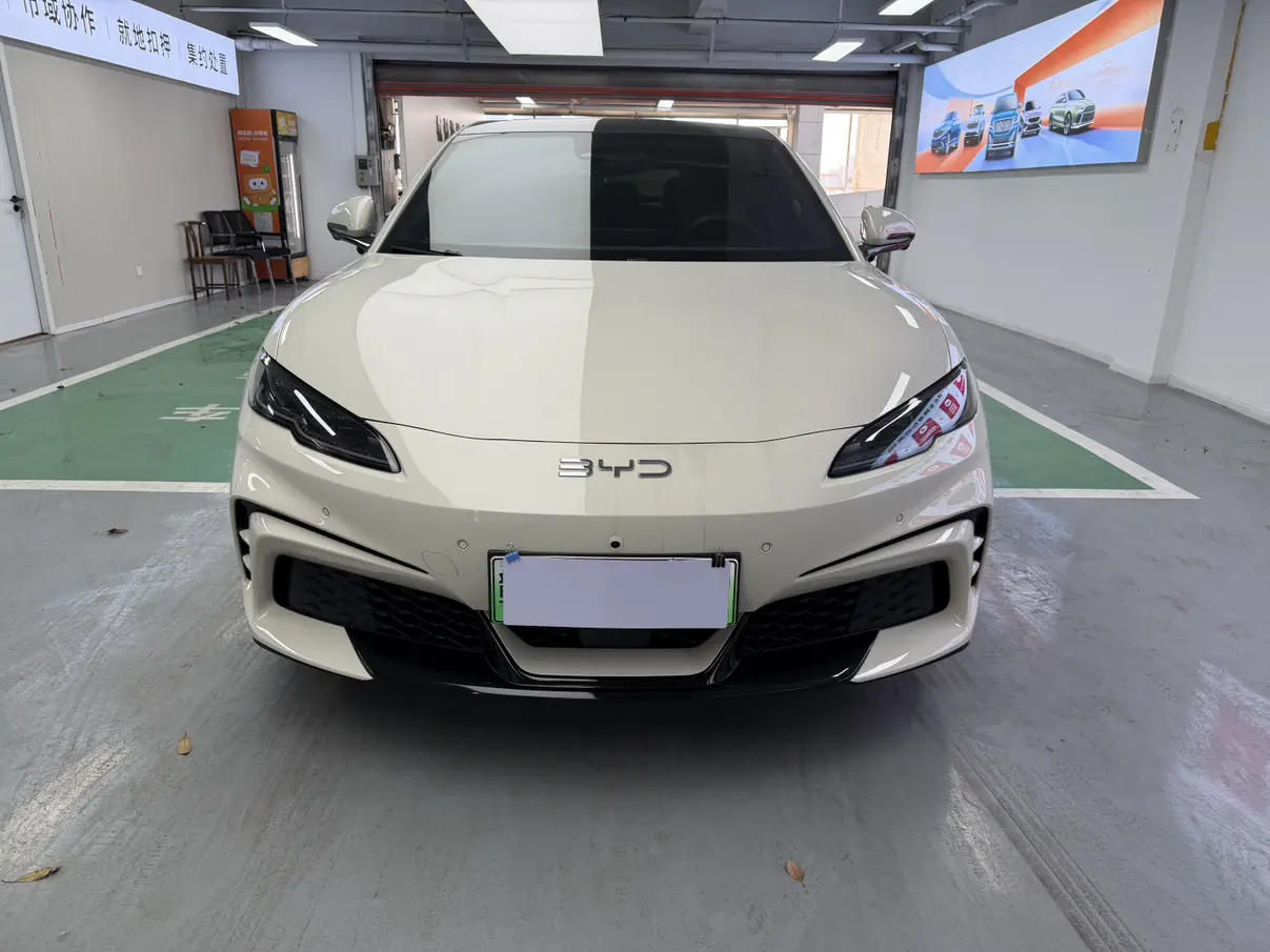 BYD SEAL 06GT  из Китая