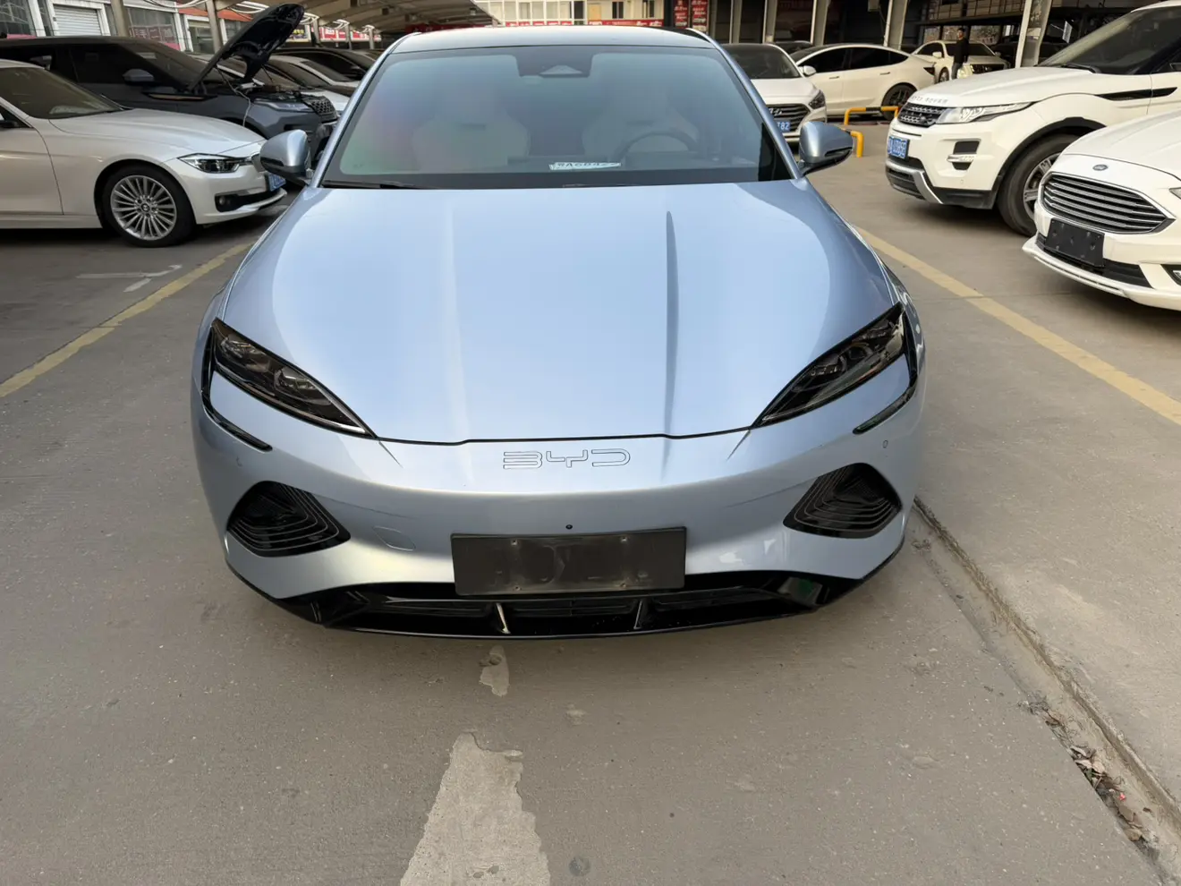 BYD Seal  из Китая