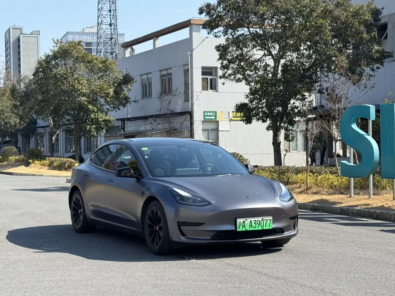 Tesla Model 3  из Китая