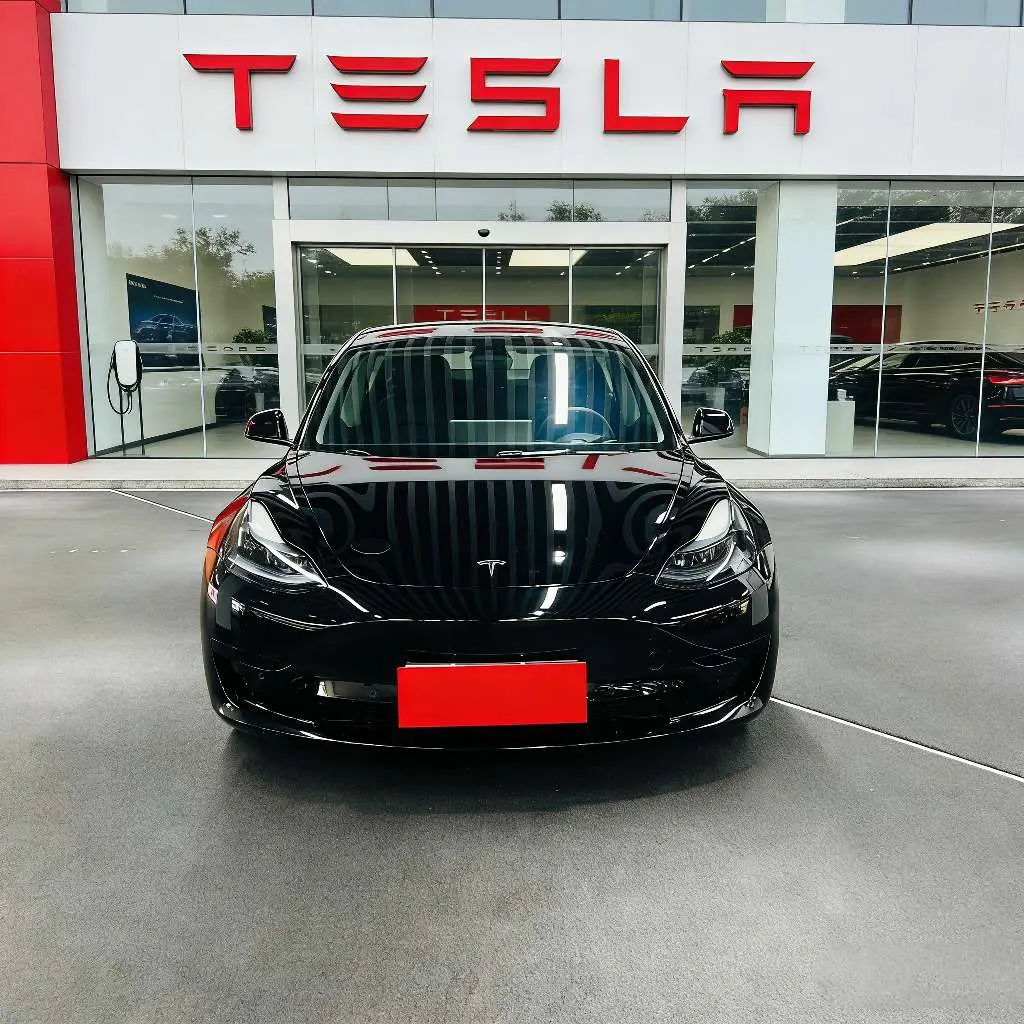 Tesla Model 3  из Китая
