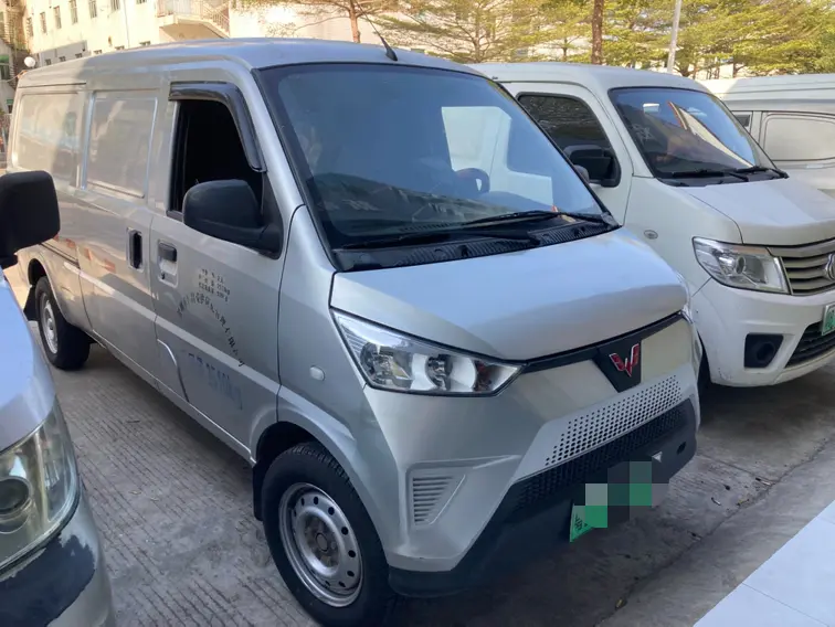 Wuling EV50  из Китая