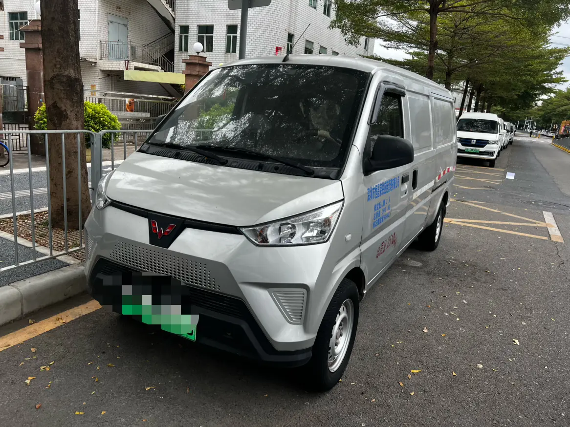 Wuling Rongguang EV  из Китая