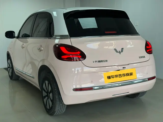 Wuling Bingo  из Китая