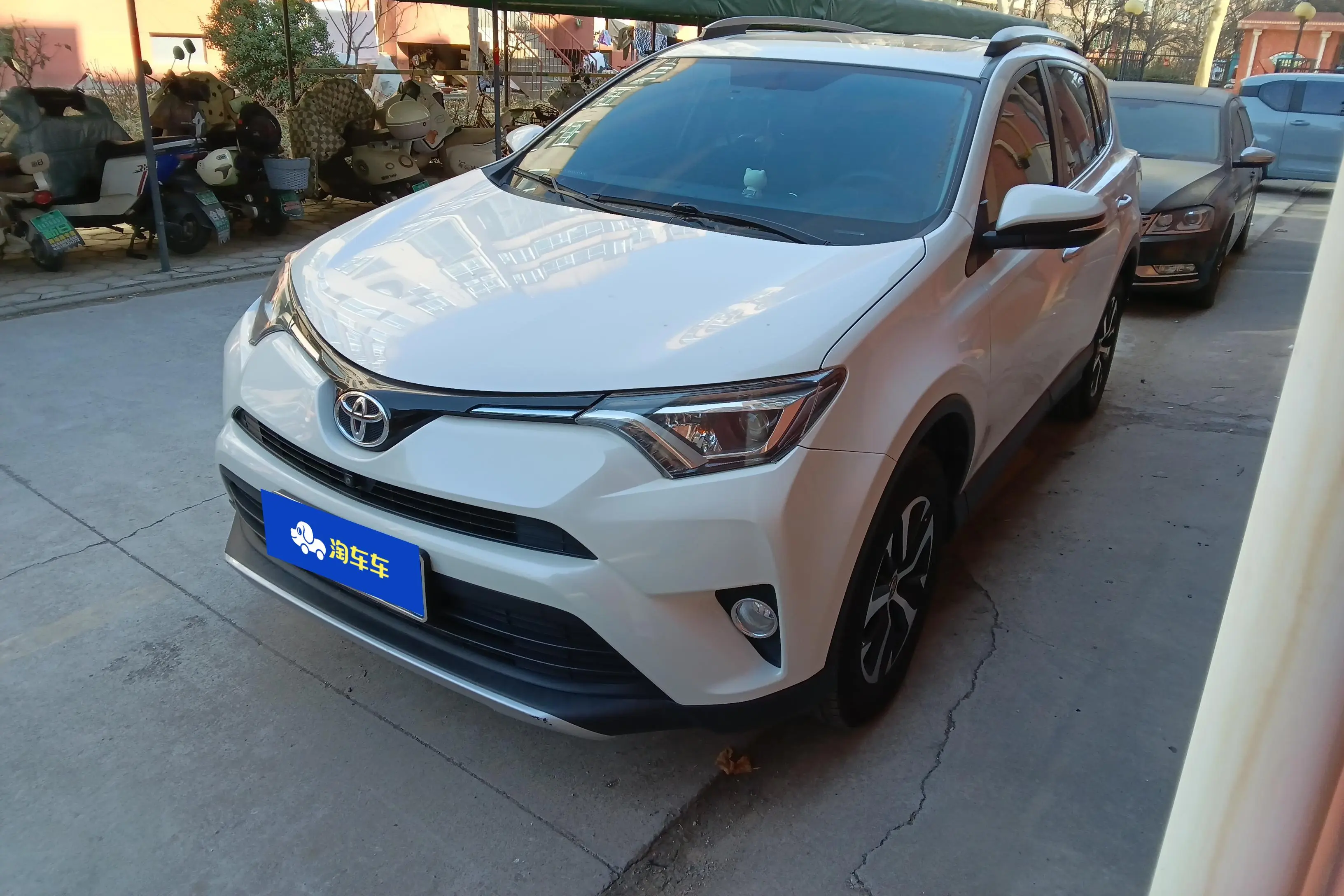 Toyota RAV4  из Китая