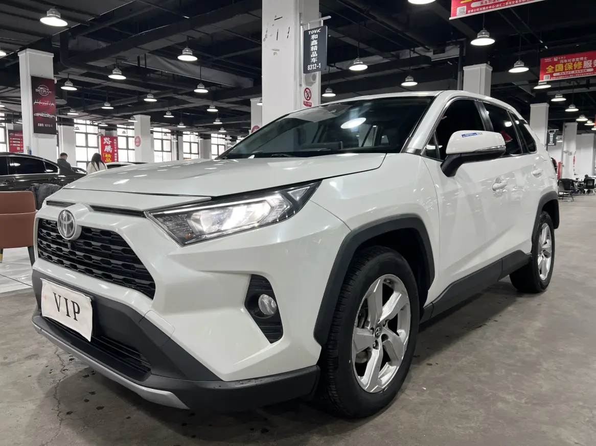 Toyota RAV4  из Китая