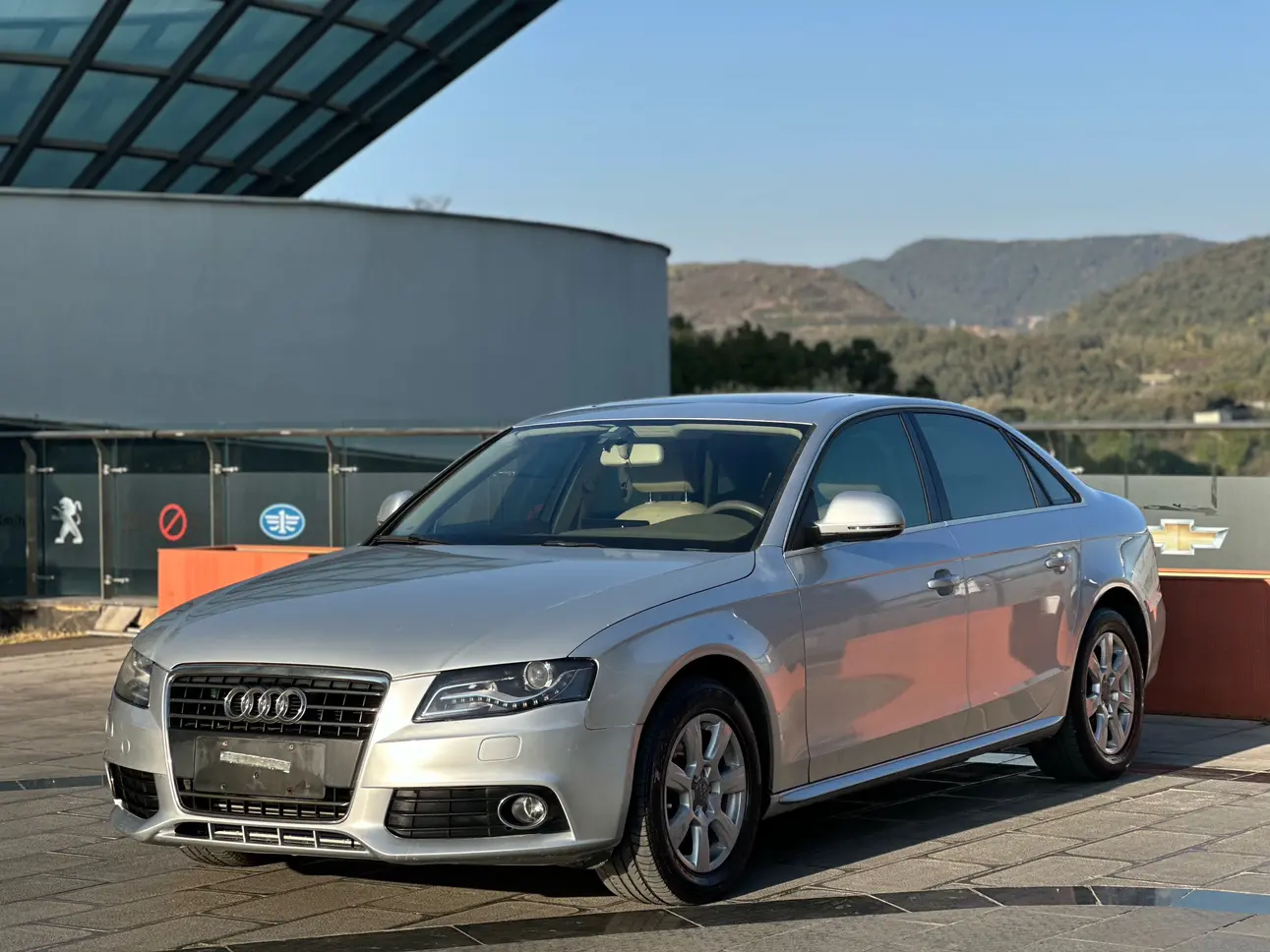 Audi A4L  из Китая